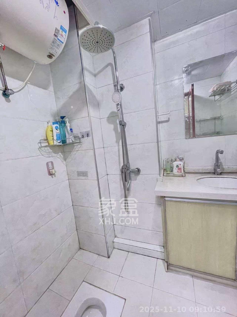 美利新世界  1室1厅1卫    1400.0元/月室内图