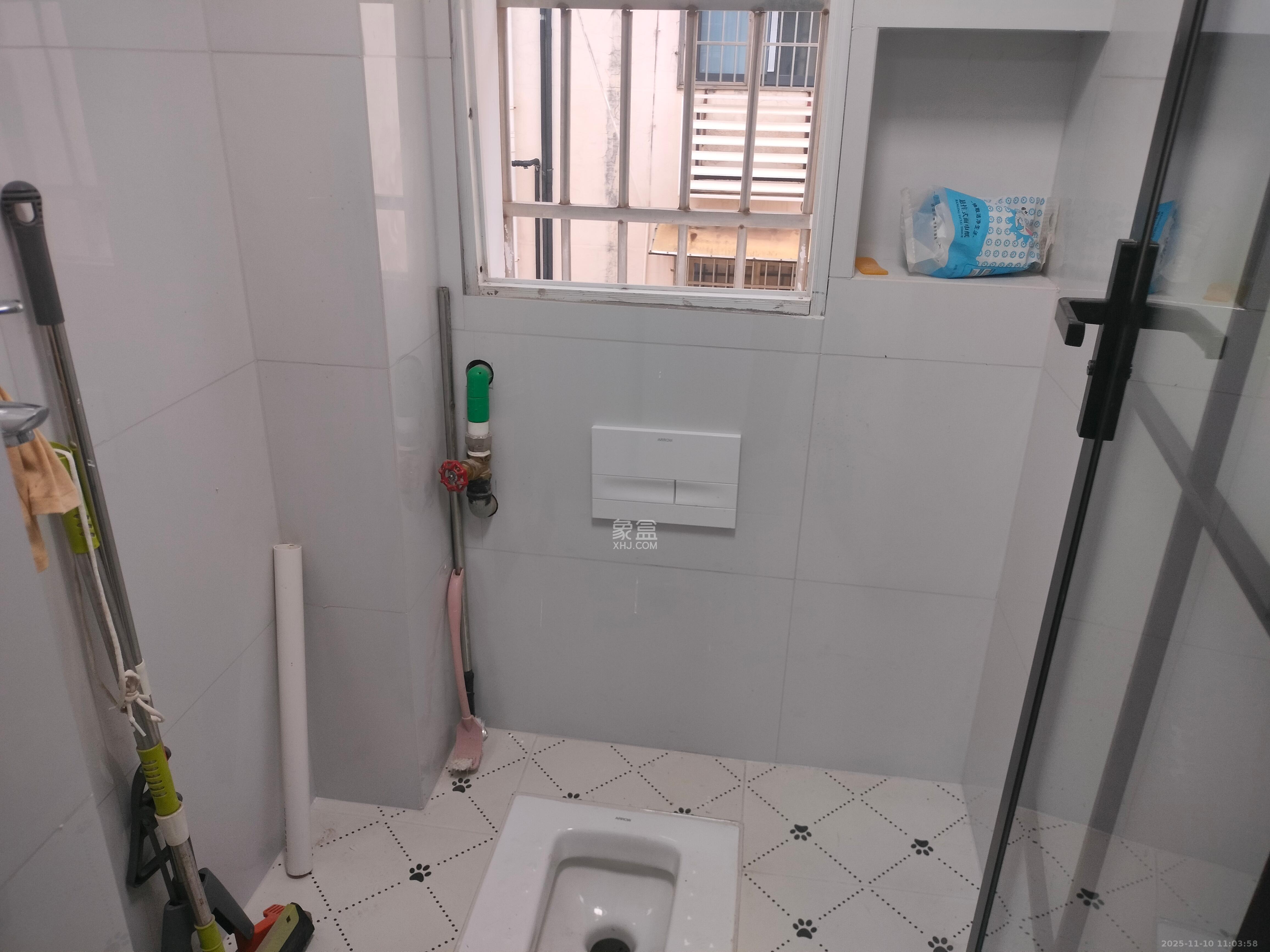 涂家冲社区（涂新小区、农商银行宿舍）  2室1厅1卫    1700.0元/月室内图