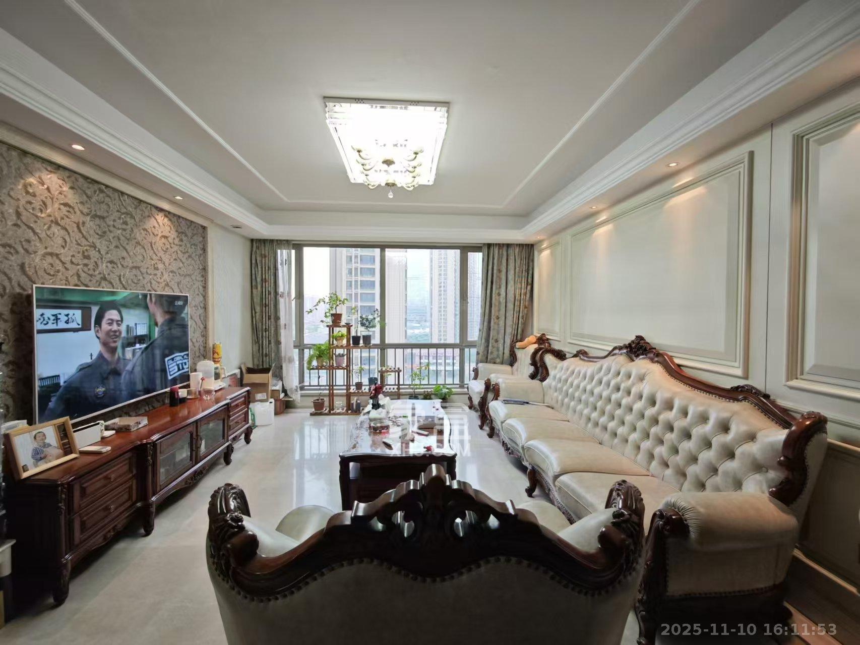 梅溪湖金茂府（金茂广场）（金茂览秀城）  3室2厅2卫    4800.0元/月室内图