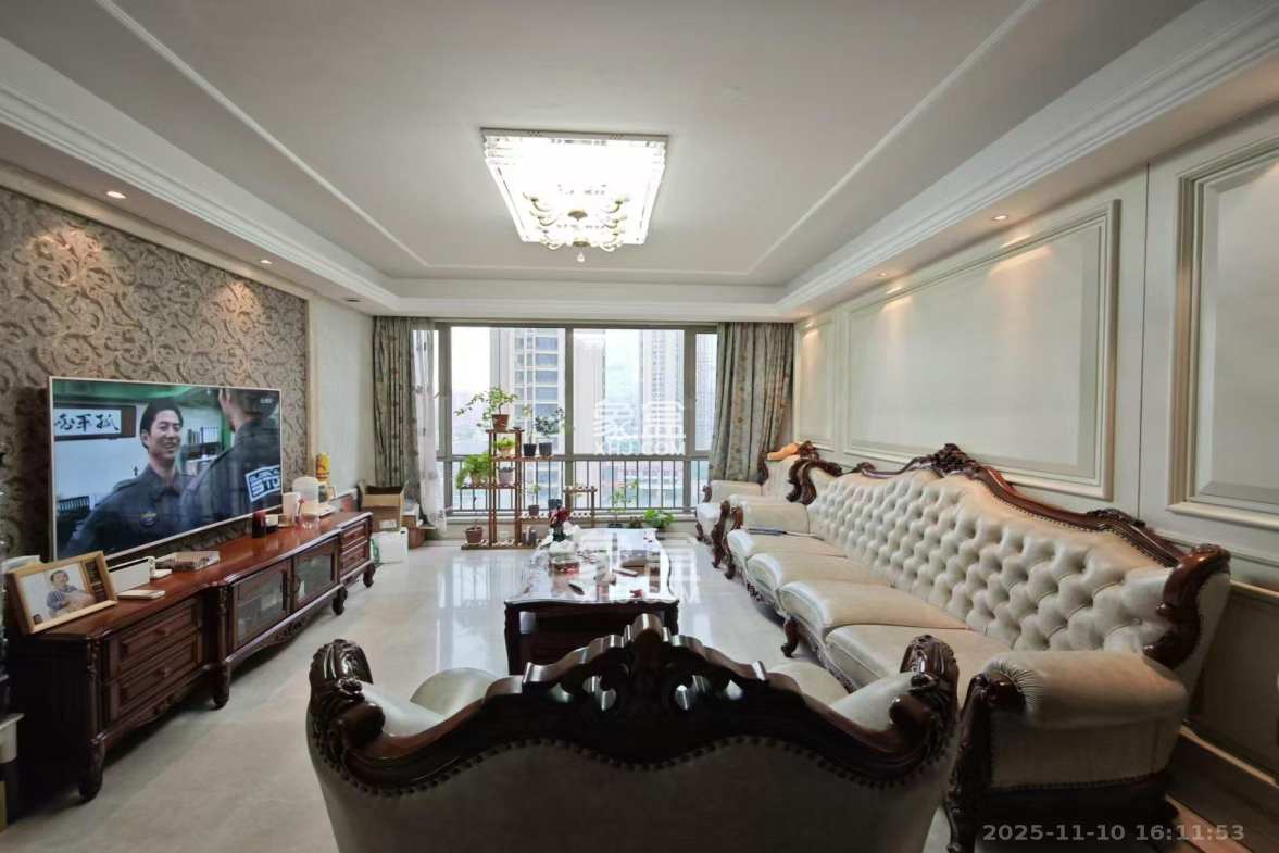 梅溪湖金茂府(金茂广场)(金茂览秀城) 3室2厅2卫 4800.0元/月 梅溪湖金茂府(金茂广场)(金茂览秀城) 3室2厅2卫 4800.0元/月室内图