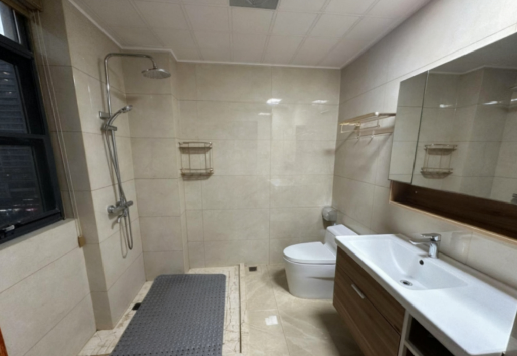 海航豪庭北苑 3室2厅2卫 5800.0元/月 海航豪庭北苑 3室2厅2卫 5800.0元/月室内图