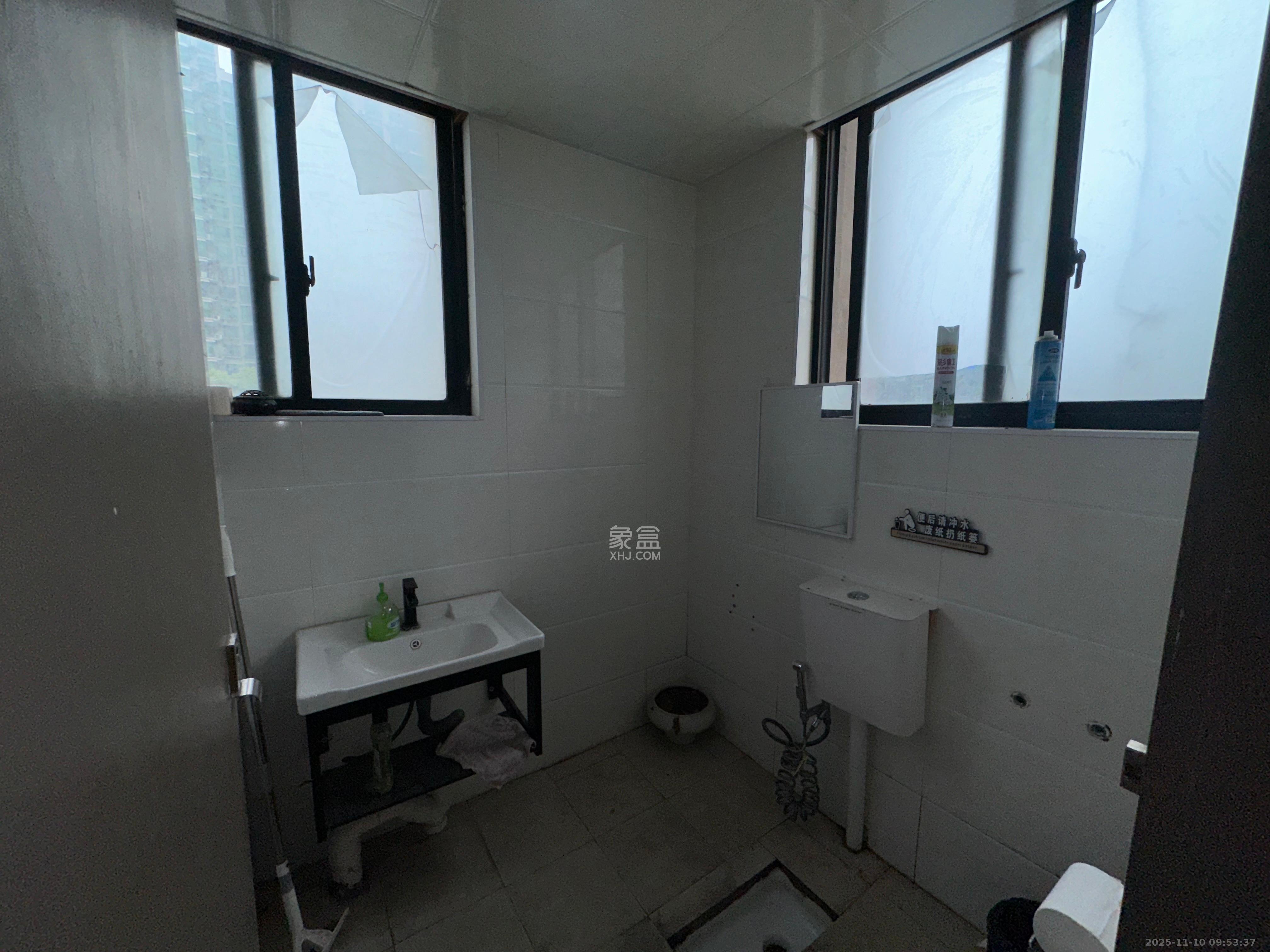 沁园春御院   382.23㎡      22000.0元/月室内图