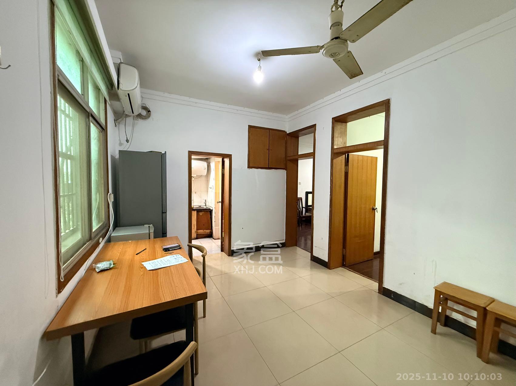 三角塘88号（原长沙市轻化公司宿舍）  2室1厅1卫    1600.0元/月室内图