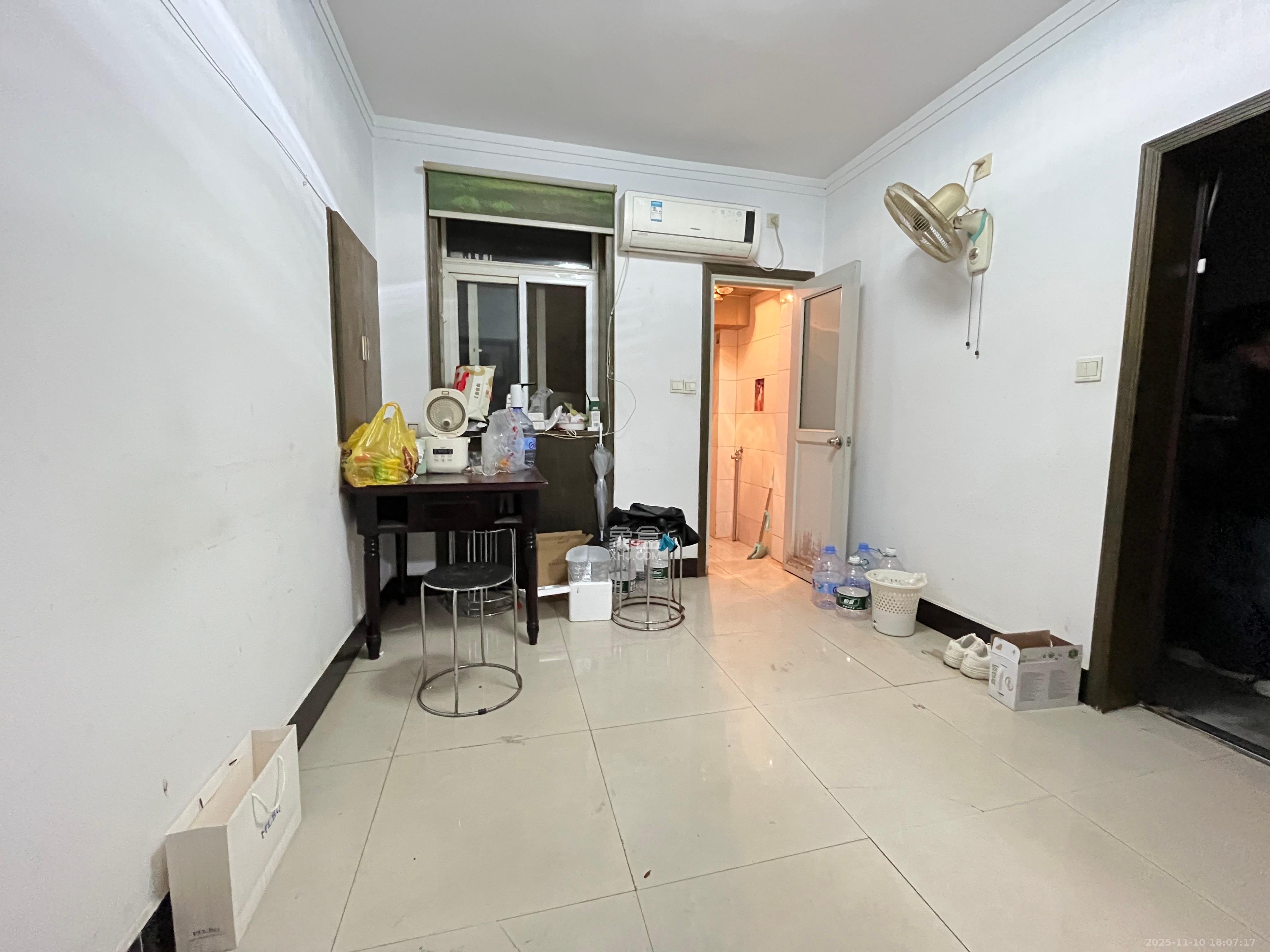 留芳里散盘  2室1厅1卫    1600.0元/月