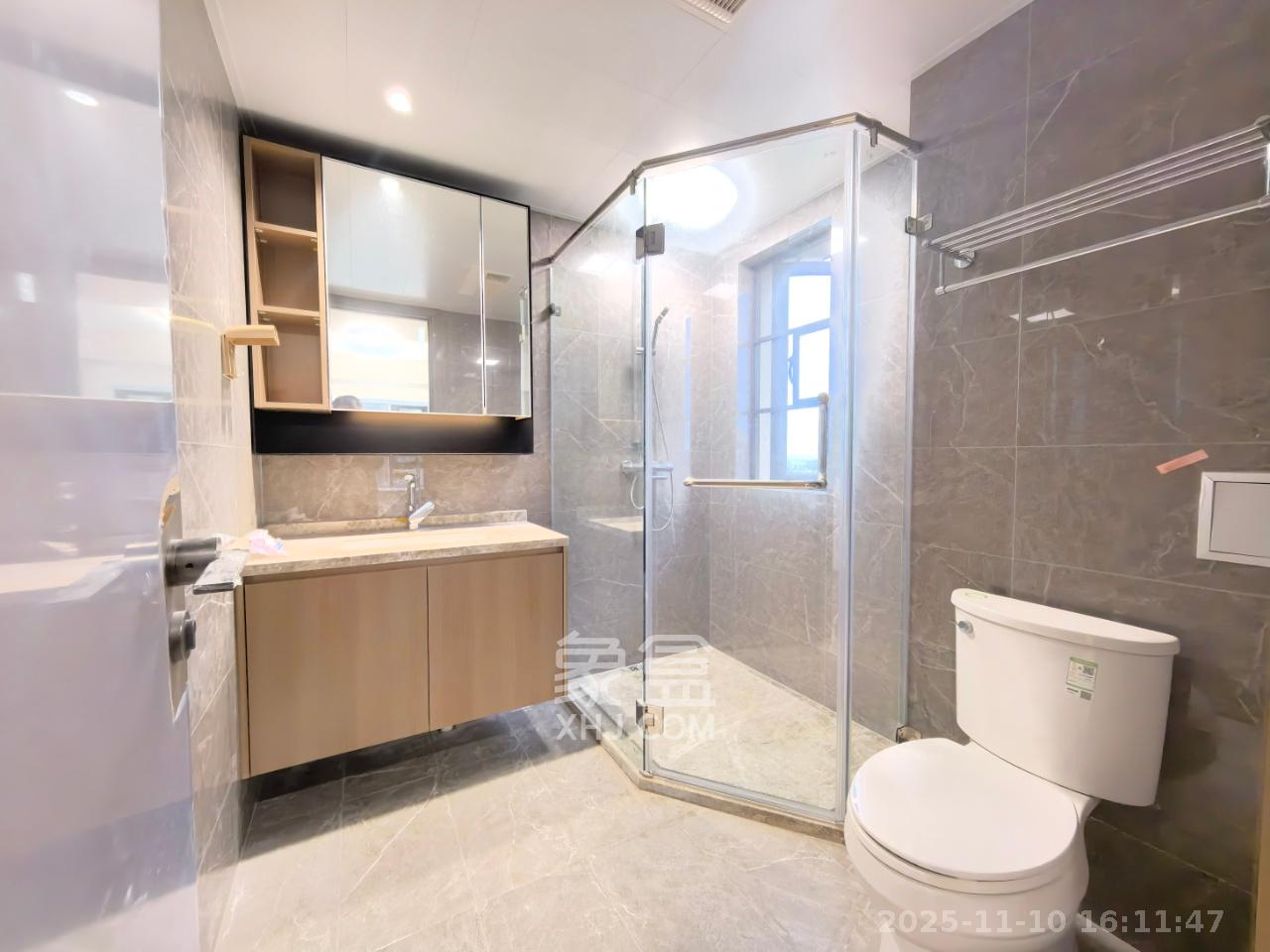 阳光城尚东湾青柠园 4室2厅2卫 3500.0元/月 阳光城尚东湾青柠园 4室2厅2卫 3500.0元/月室内图