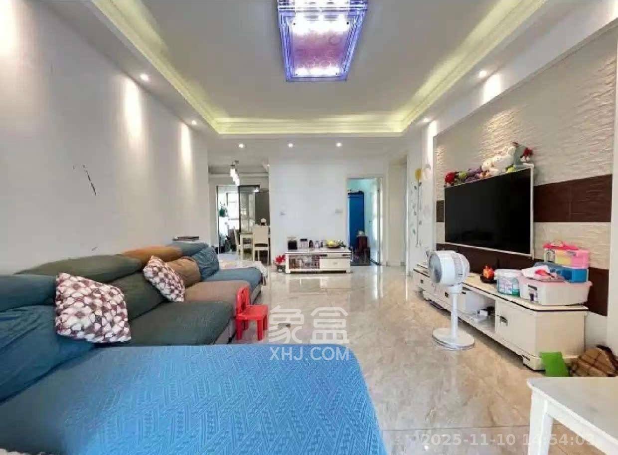 保利麓谷林语C区  3室2厅1卫    2500.0元/月