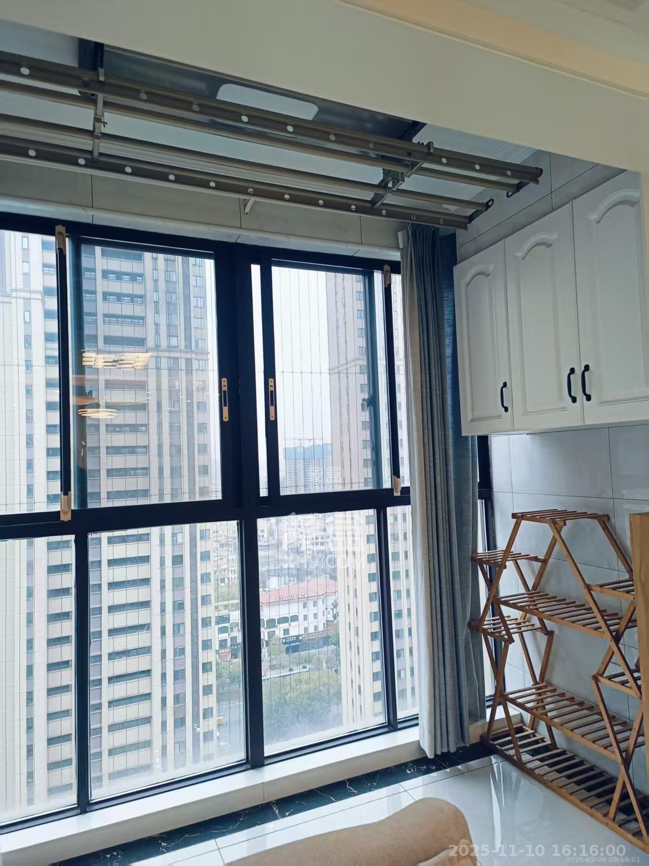 华润置地广场二期  1室0厅0卫    2100.0元/月室内图