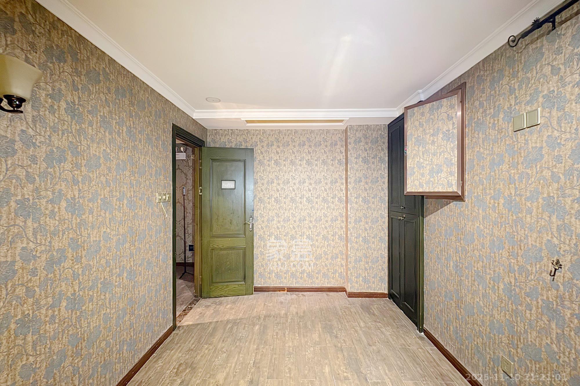 明景公寓  3室2厅1卫    97.0万其他