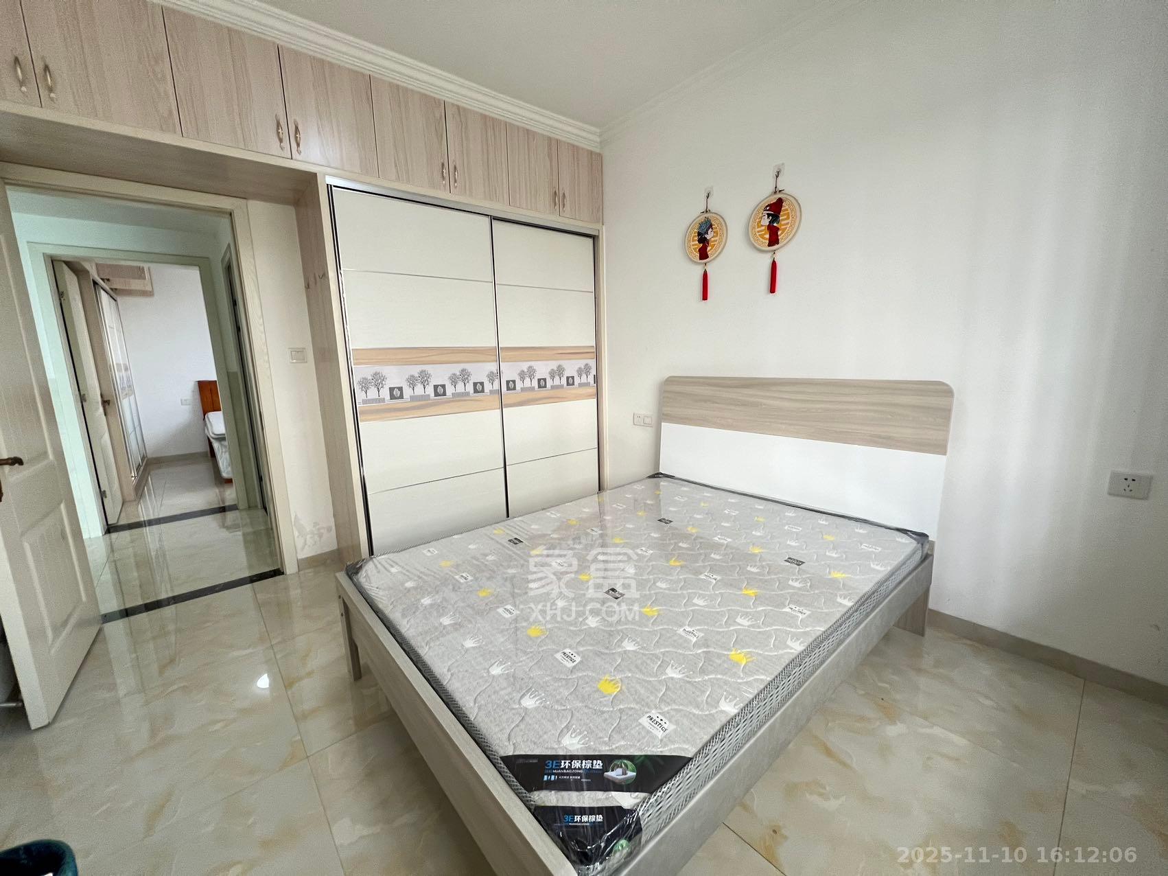 西韵佳苑  2室2厅1卫    2400.0元/月室内图