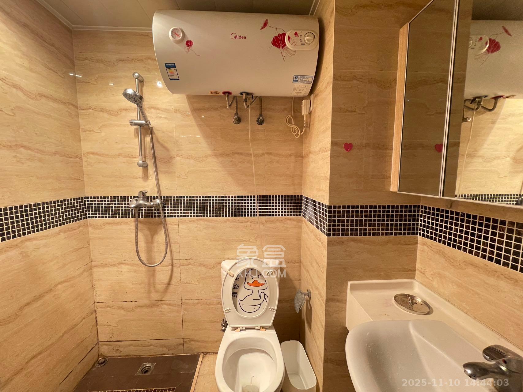 万科城市花园  1室1厅0卫    1500.0元/月室内图