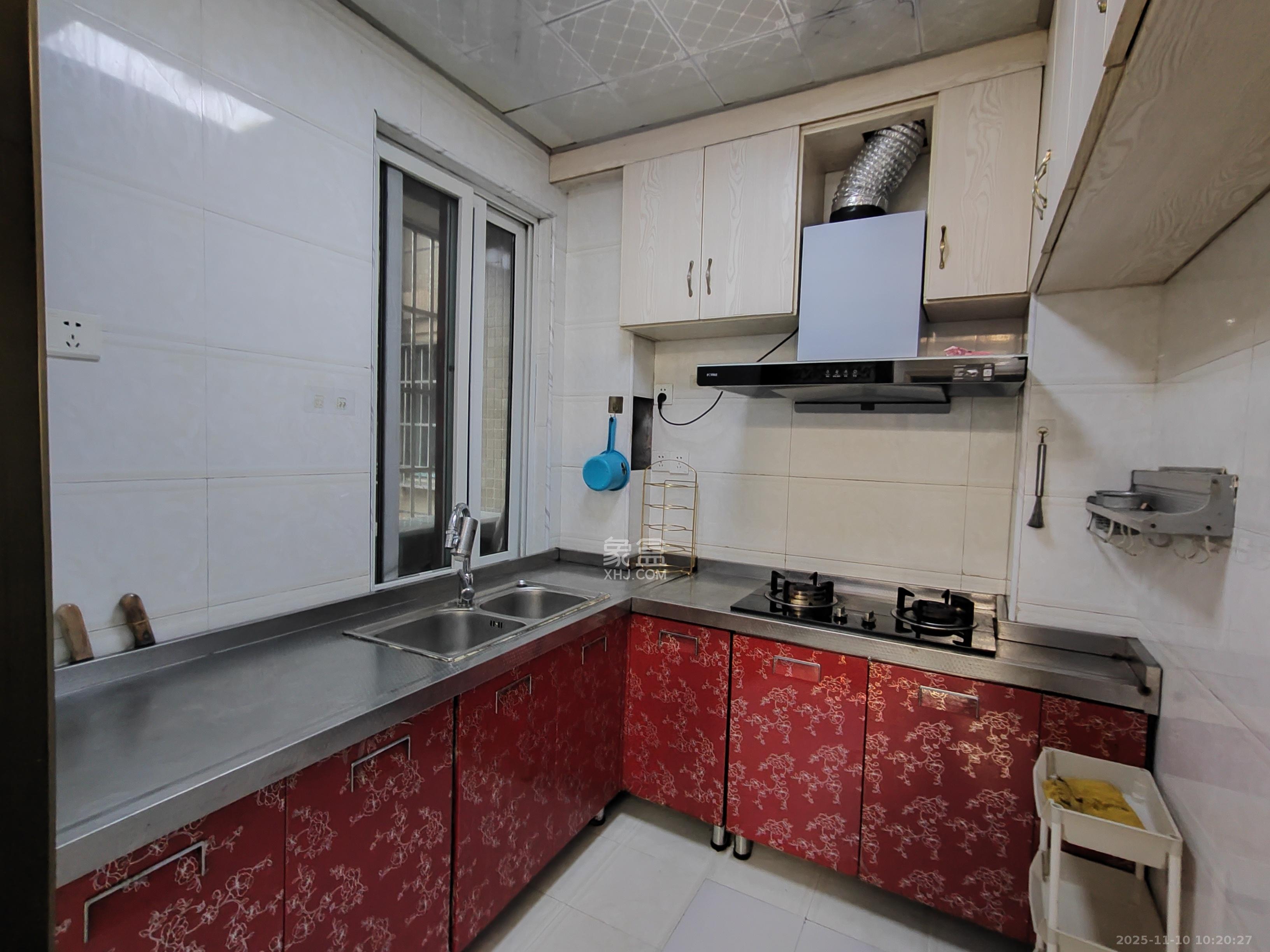 光明城市(星辰青年城) 3室2厅1卫 2100.0元/月 光明城市(星辰青年城) 3室2厅1卫 2100.0元/月室内图