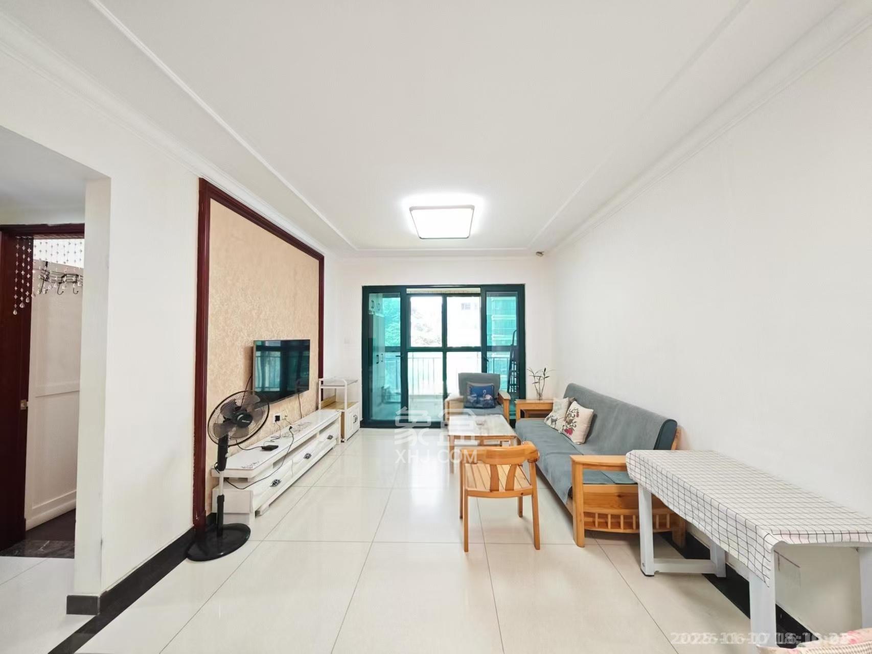 恒大城  2室2厅1卫    1800.0元/月室内图