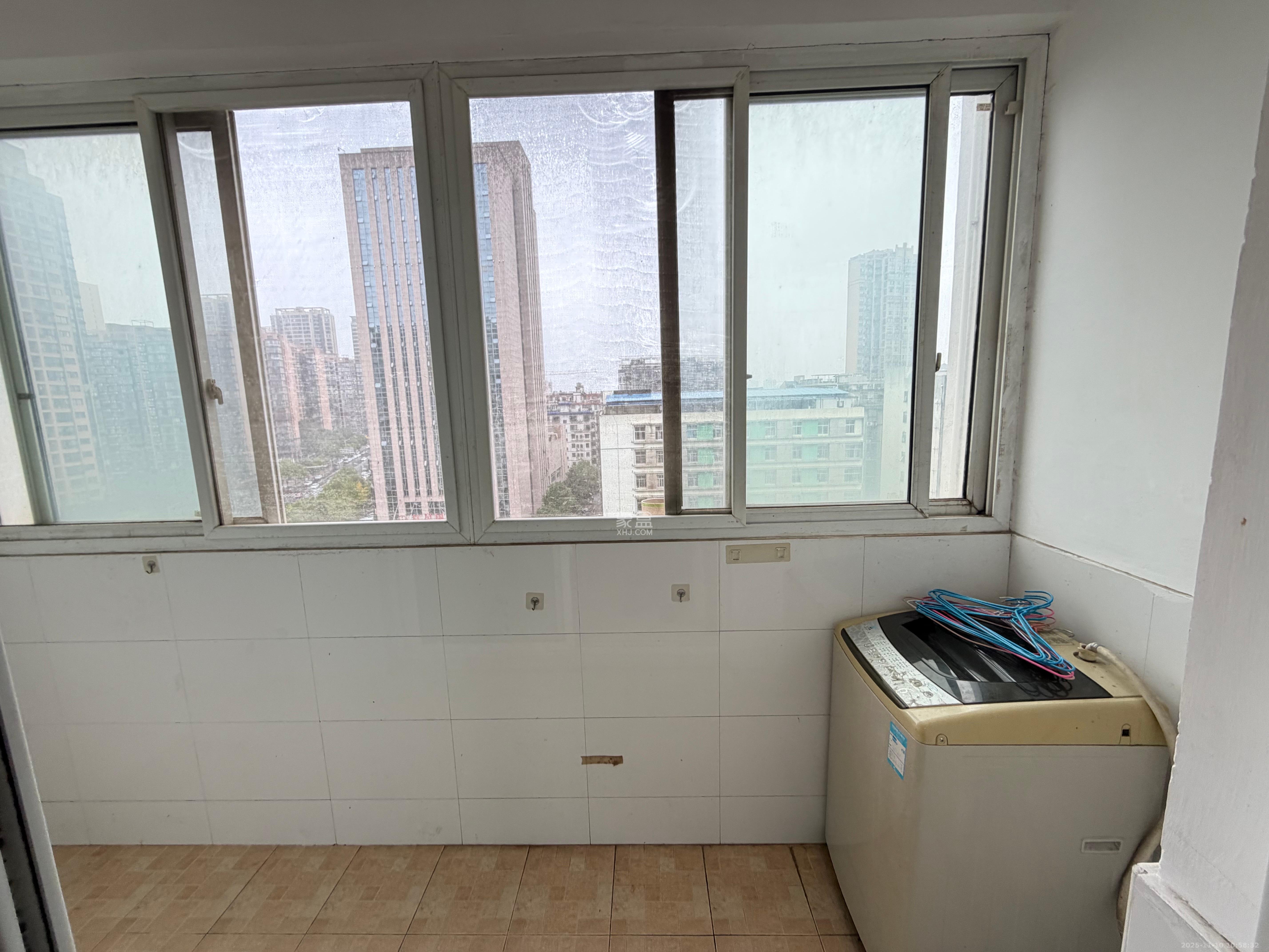 湘樟园小区（湘樟家园）  1室1厅1卫    1300.0元/月室内图