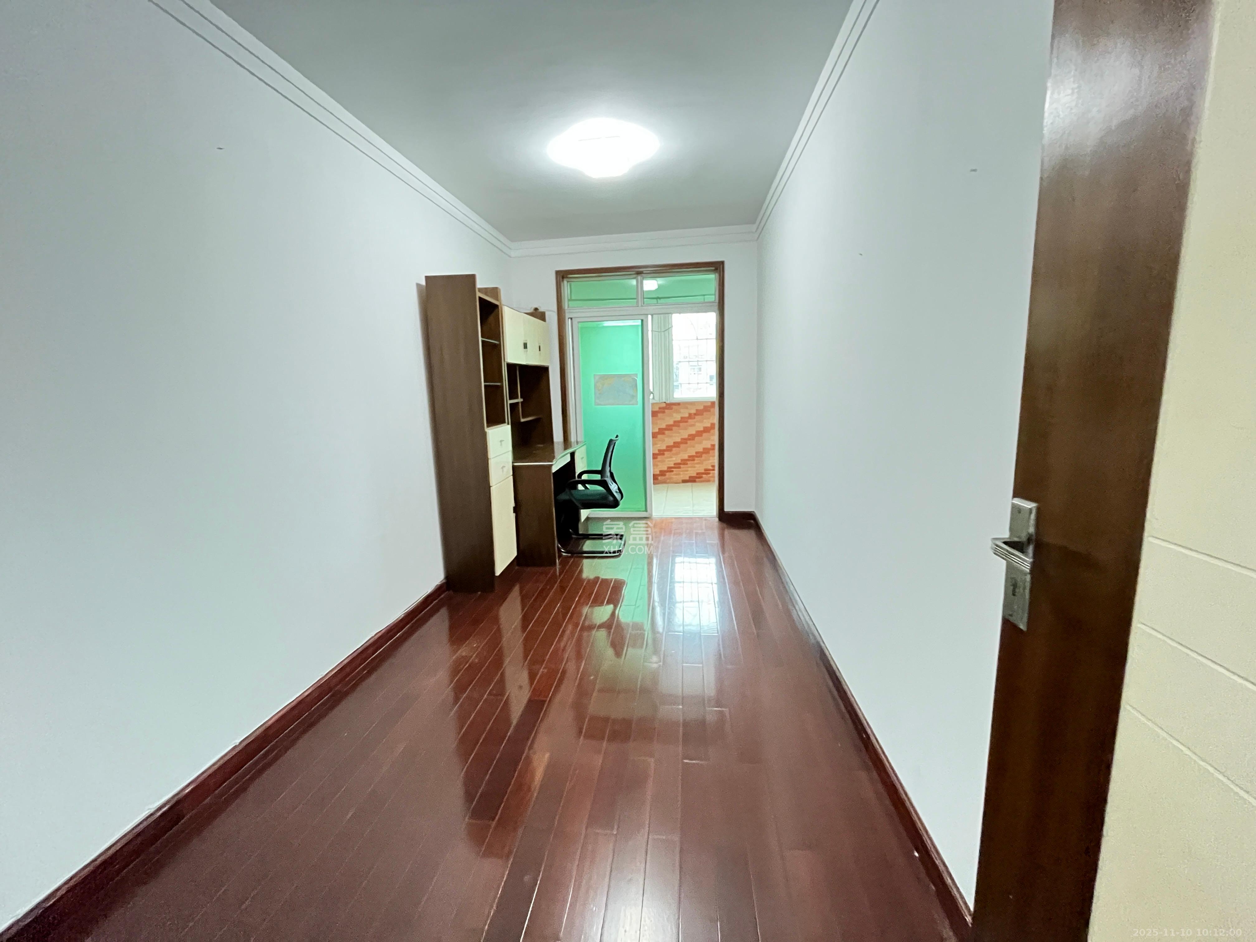 古汉城宿舍(同超集团控股公司) 3室2厅2卫 1800.0元/月 古汉城宿舍(同超集团控股公司) 3室2厅2卫 1800.0元/月室内图