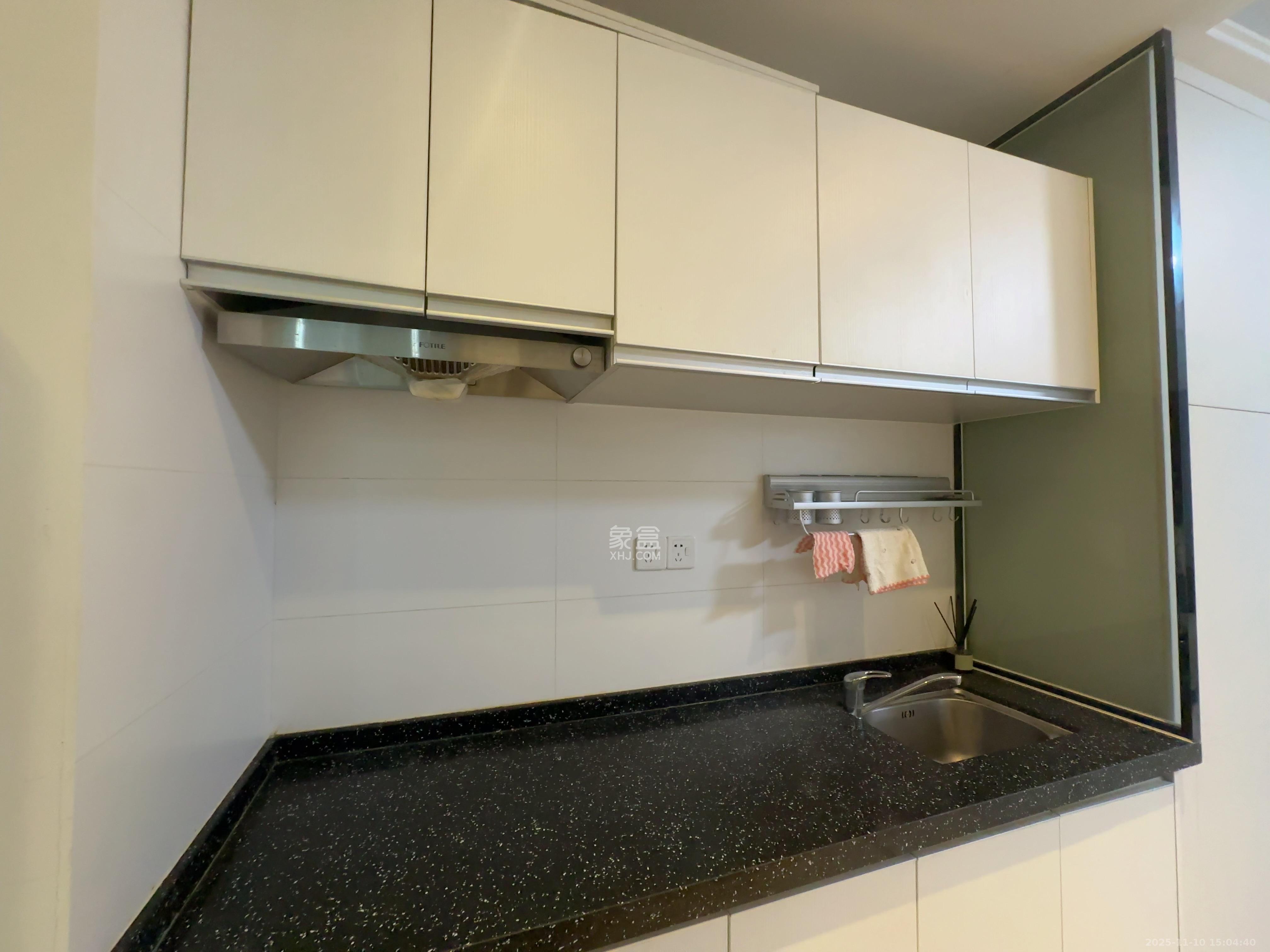 江山帝景哈佛  1室0厅0卫    1500.0元/月室内图