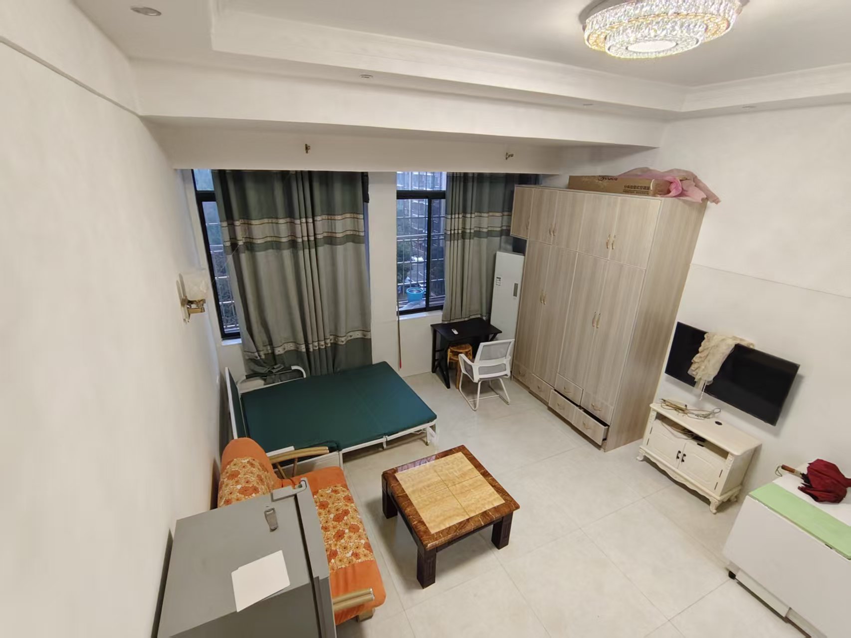 欣天蓝郡  1室1厅1卫    900.0元/月