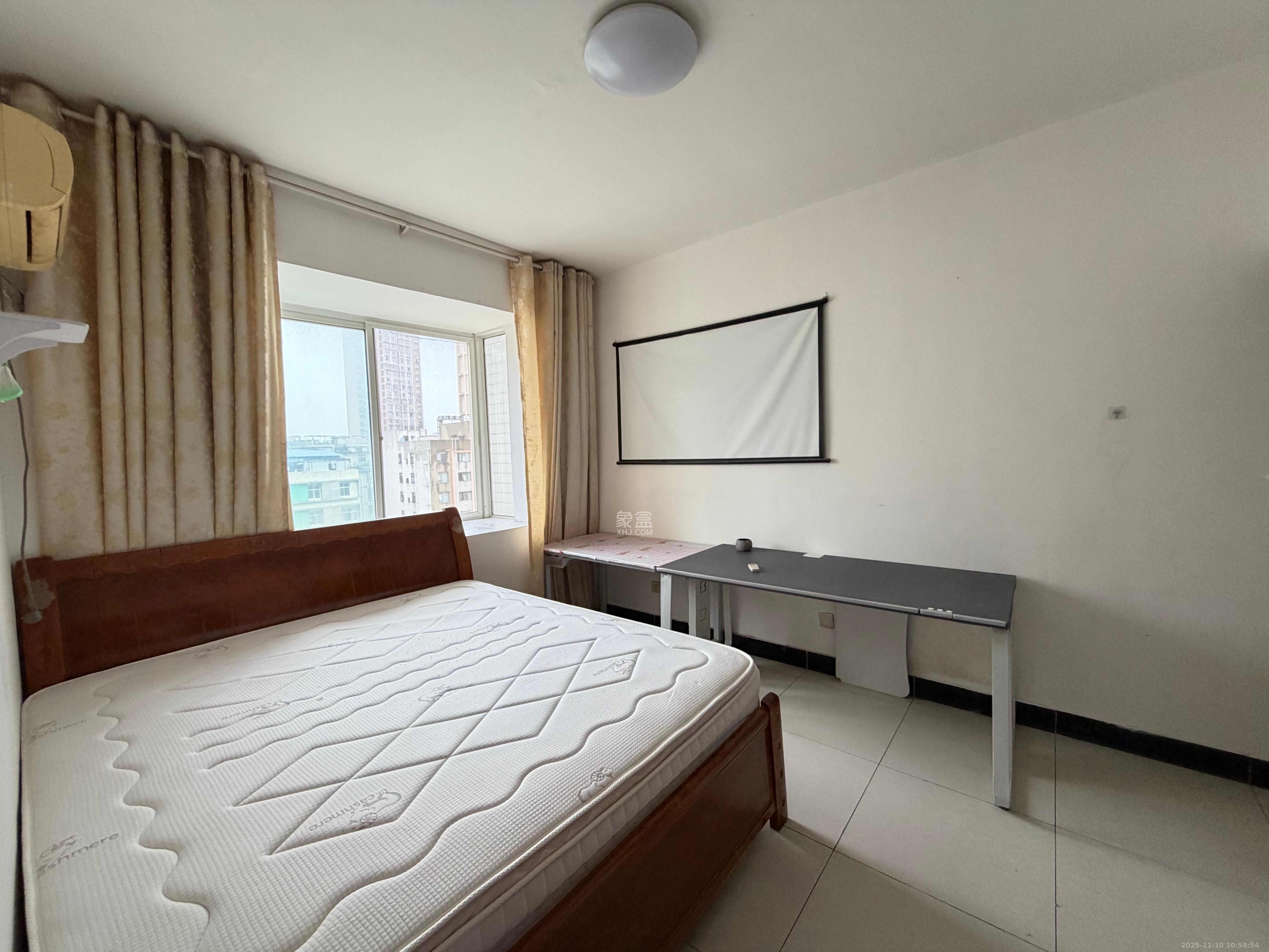 湘樟园小区(湘樟家园) 1室1厅1卫 1300.0元/月 湘樟园小区(湘樟家园) 1室1厅1卫 1300.0元/月室内图