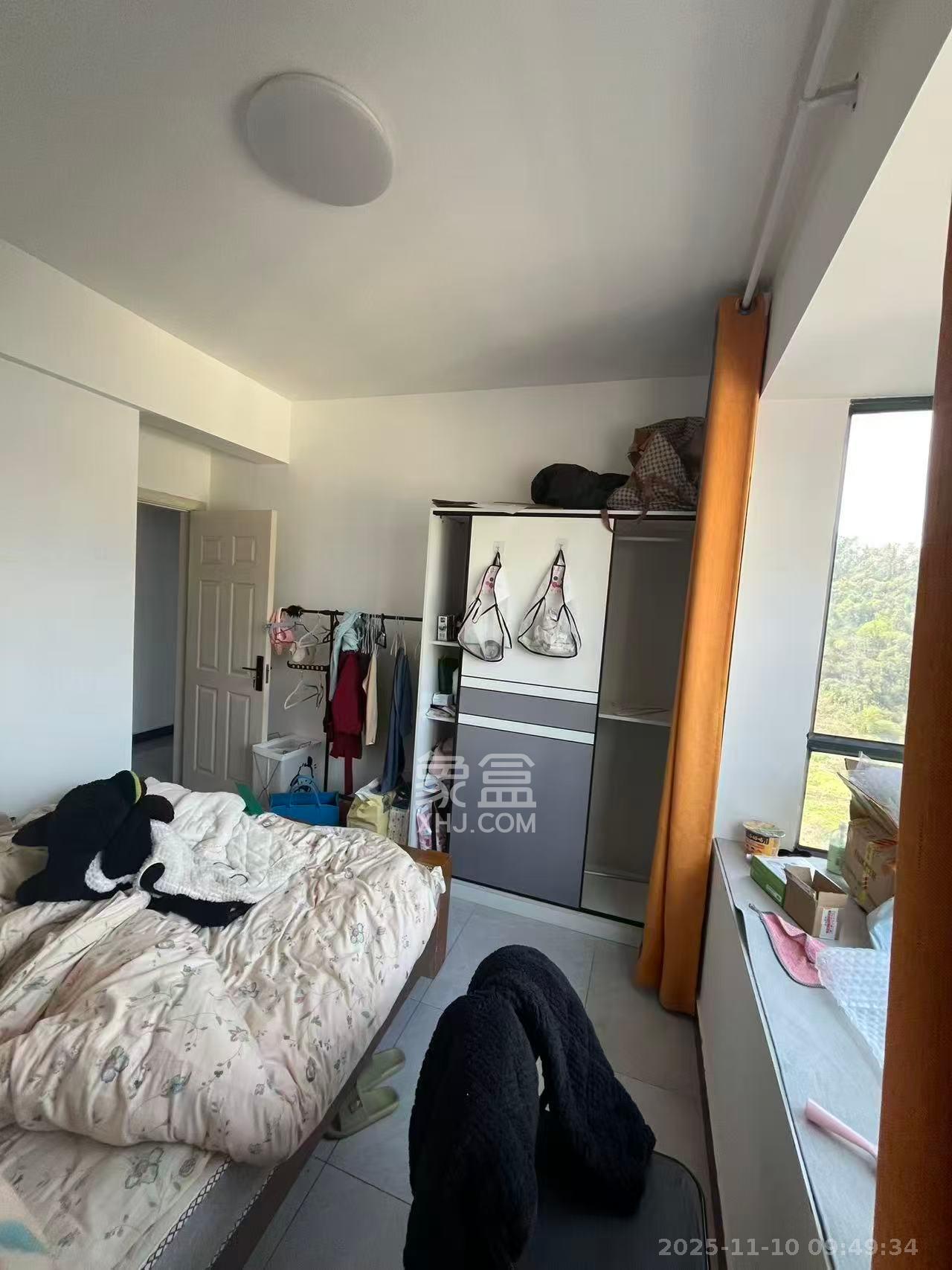 金鹰玖珑山  3室2厅1卫    2500.0元/月室内图