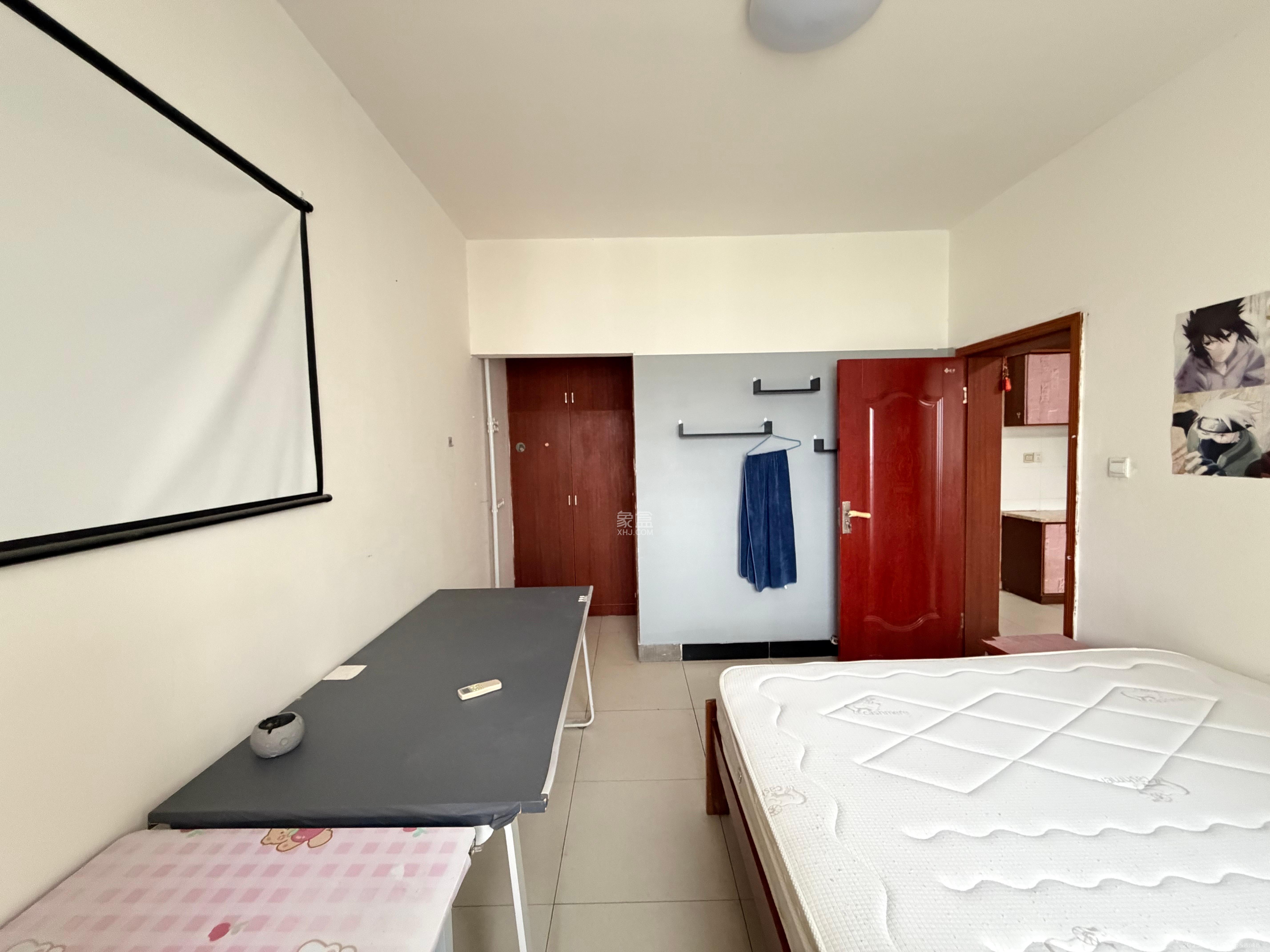 湘樟园小区(湘樟家园) 1室1厅1卫 1300.0元/月 湘樟园小区(湘樟家园) 1室1厅1卫 1300.0元/月室内图