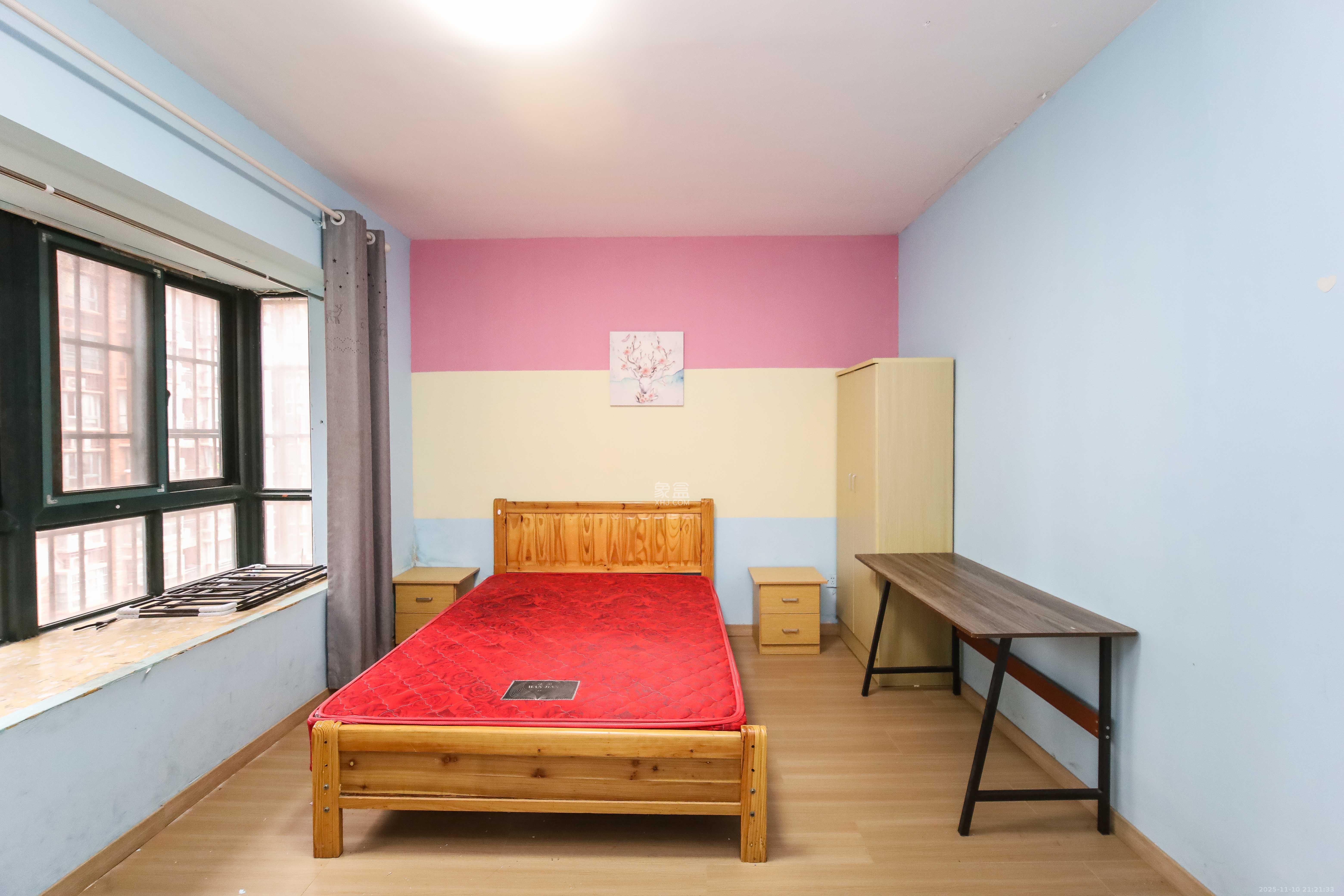 东玺门  3室2厅2卫    108.0万