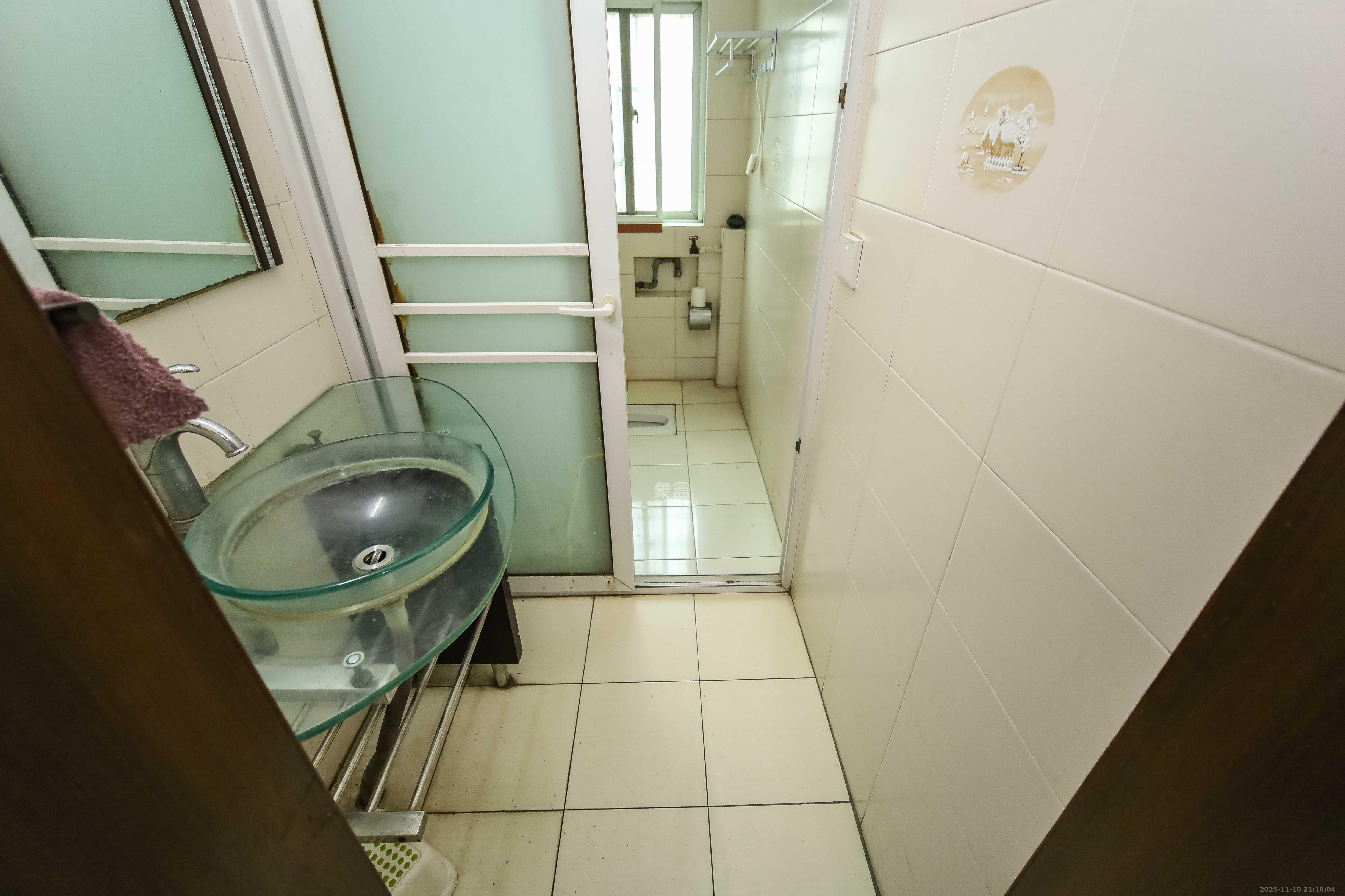 古汉城宿舍(同超集团控股公司) 3室2厅1卫 75.0万 古汉城宿舍(同超集团控股公司) 3室2厅1卫 75.0万卫生间