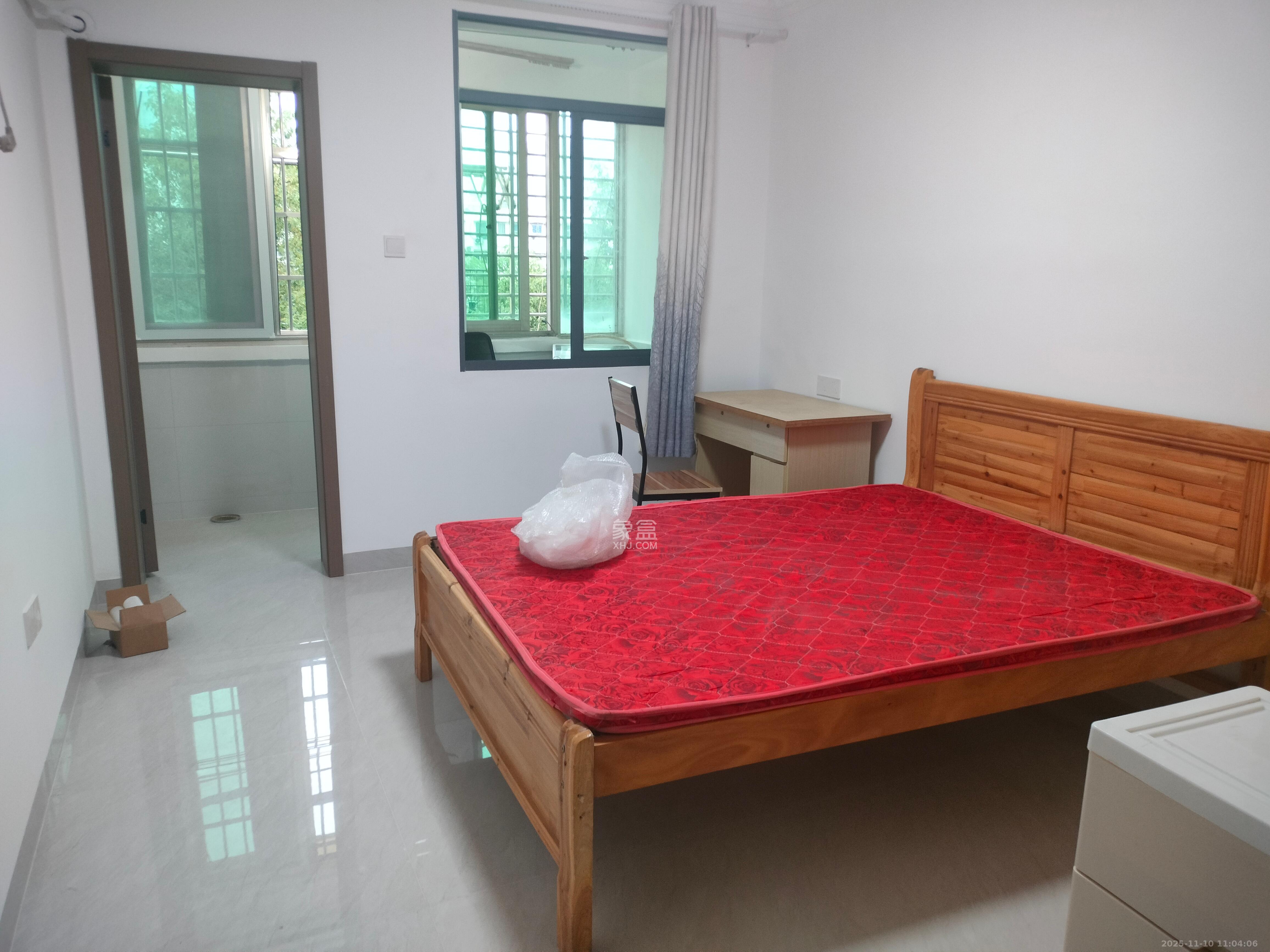 涂家冲社区（涂新小区、农商银行宿舍）  2室1厅1卫    1700.0元/月室内图