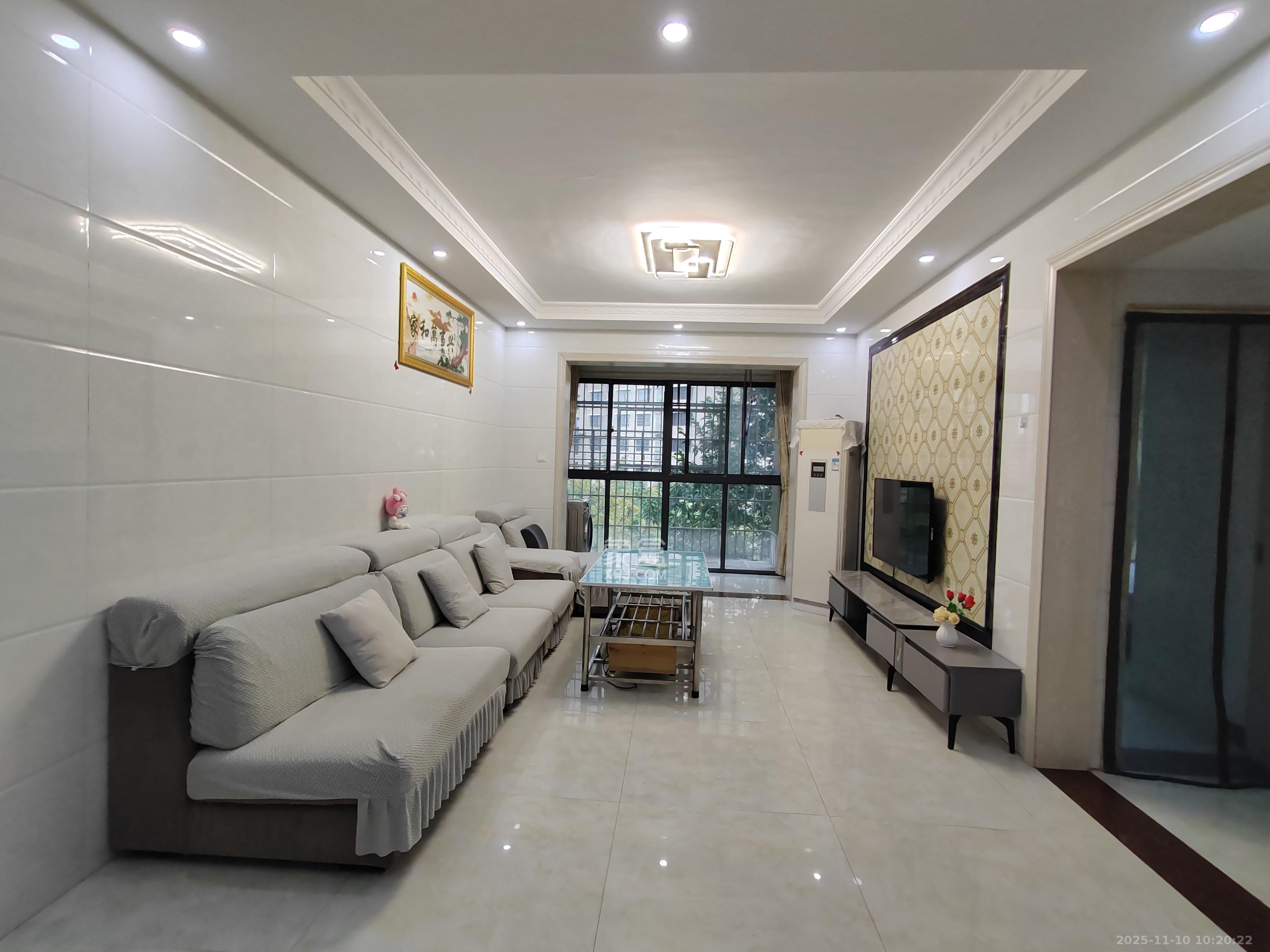 光明城市（星辰青年城）  3室2厅1卫    2100.0元/月室内图