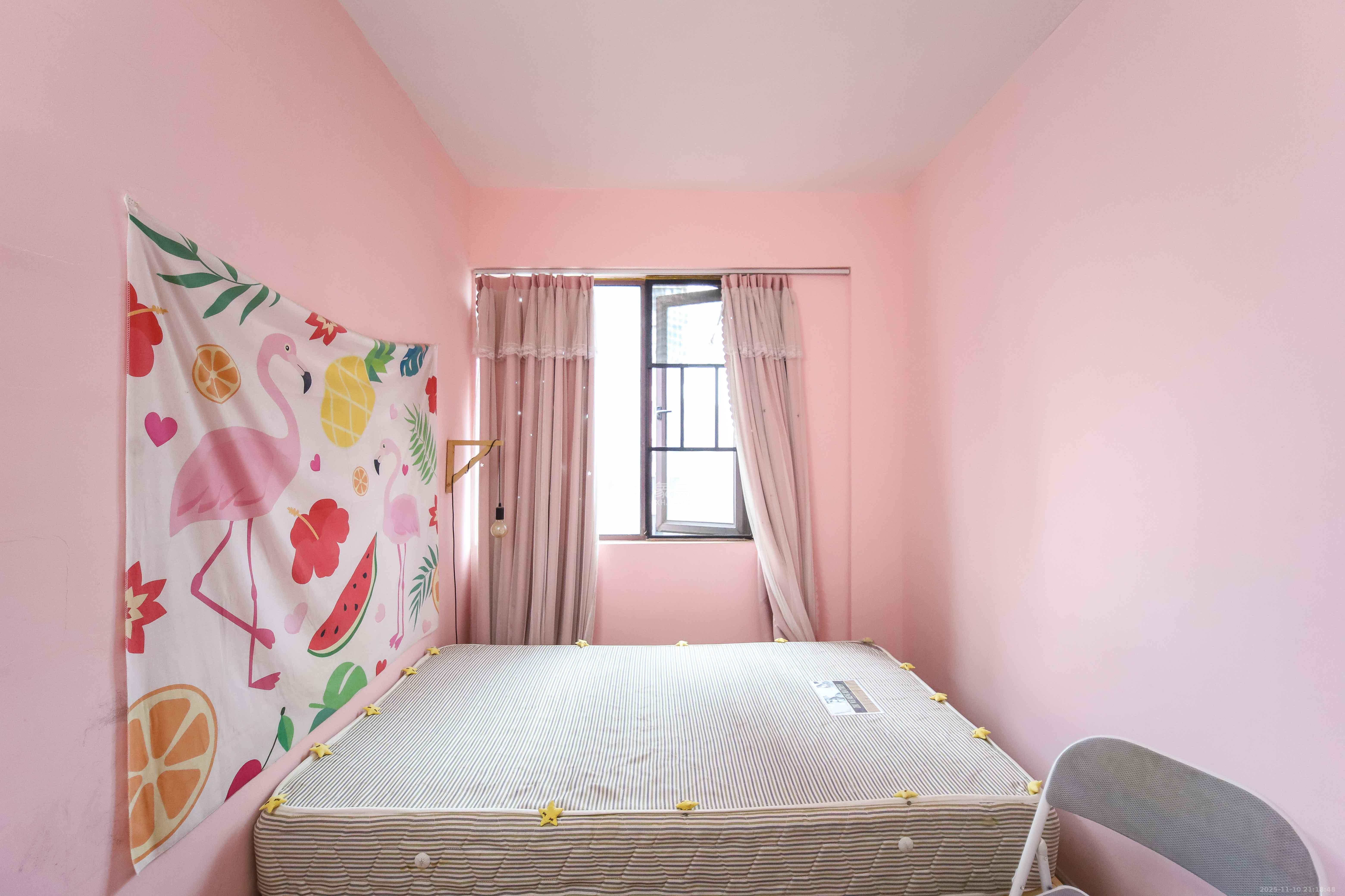 中惠锦堂  3室2厅1卫    100.0万卧室