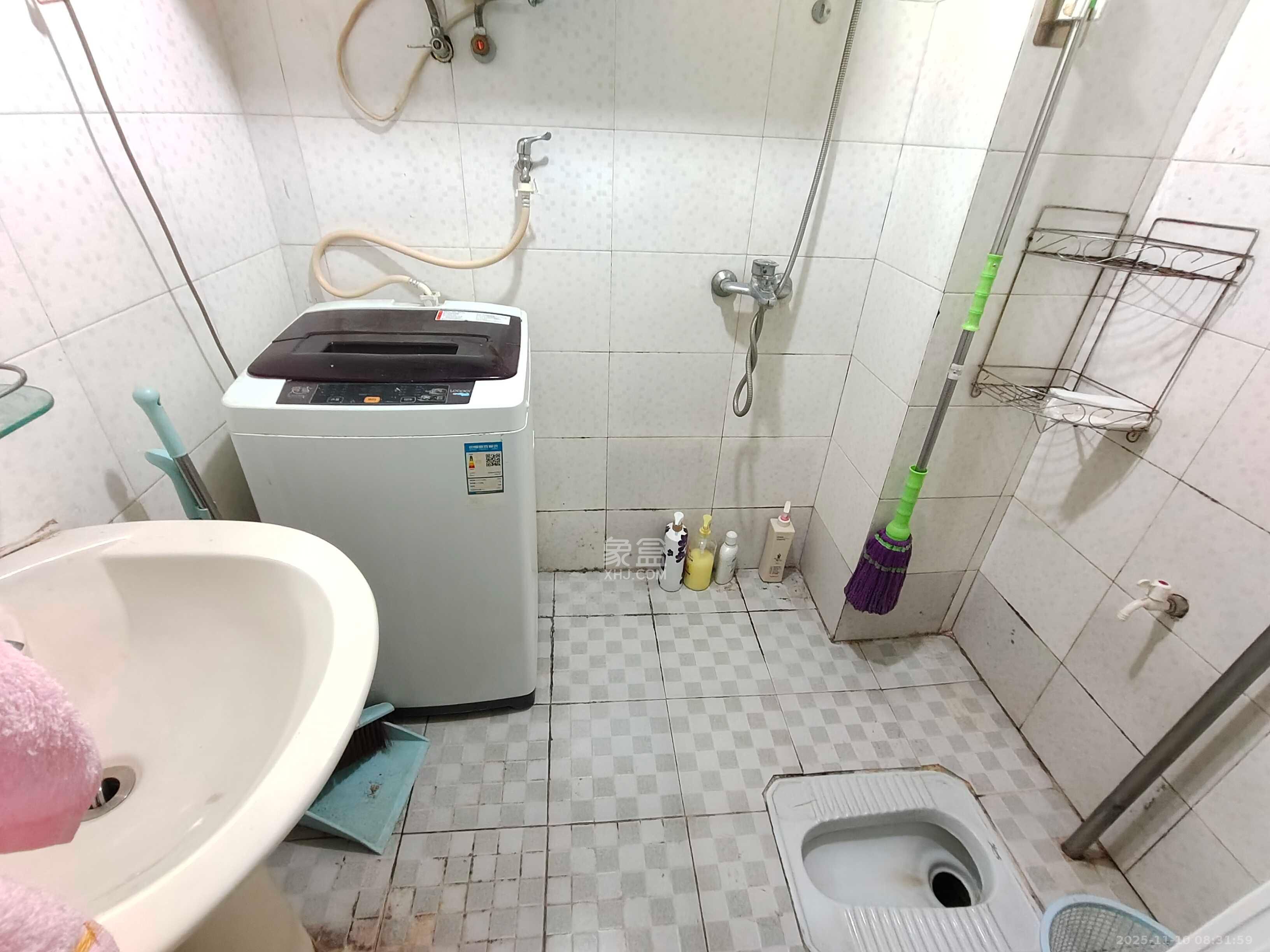 东方公寓  1室1厅1卫    1350.0元/月室内图