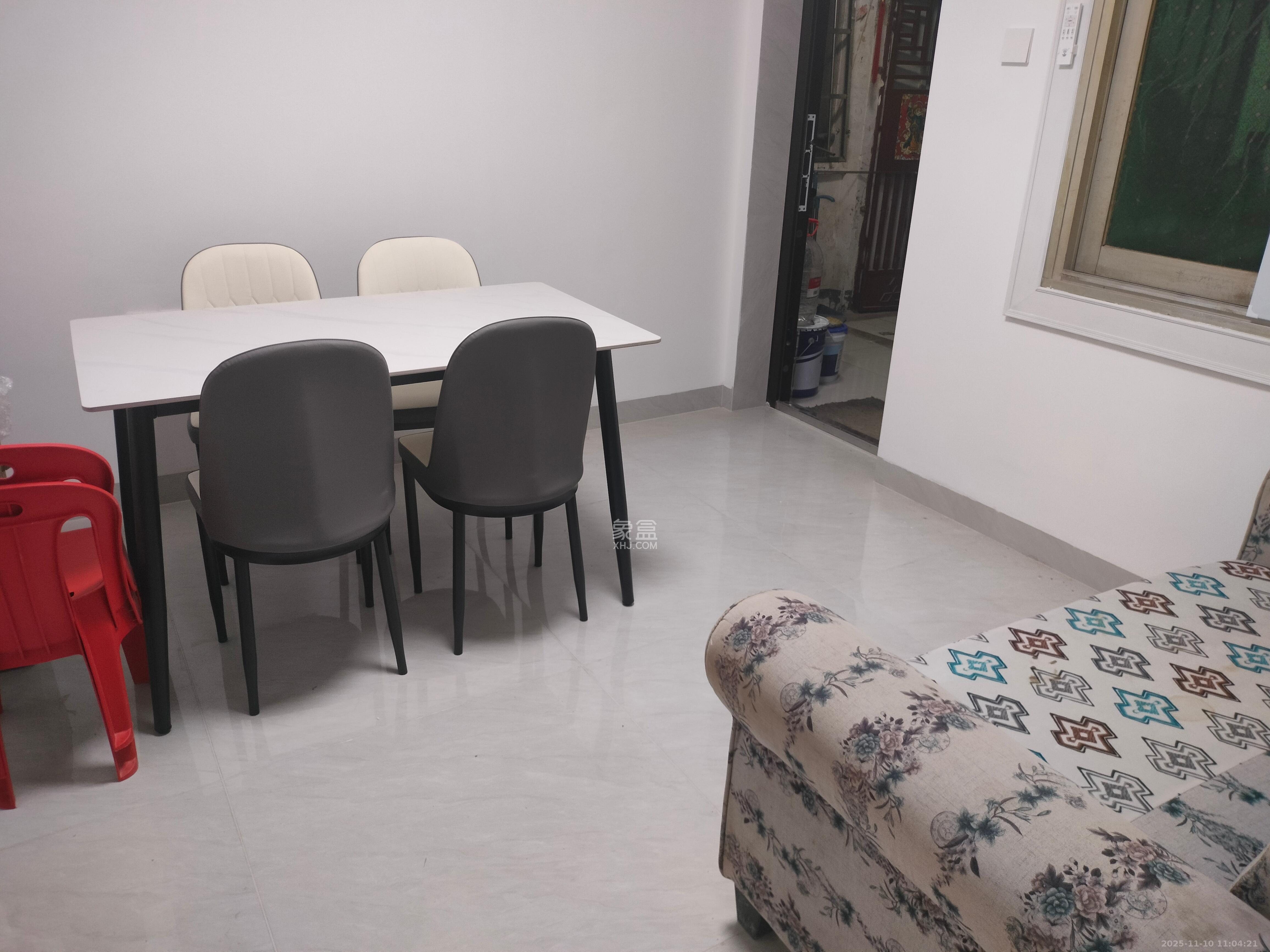 涂家冲社区（涂新小区、农商银行宿舍）  2室1厅1卫    1700.0元/月室内图