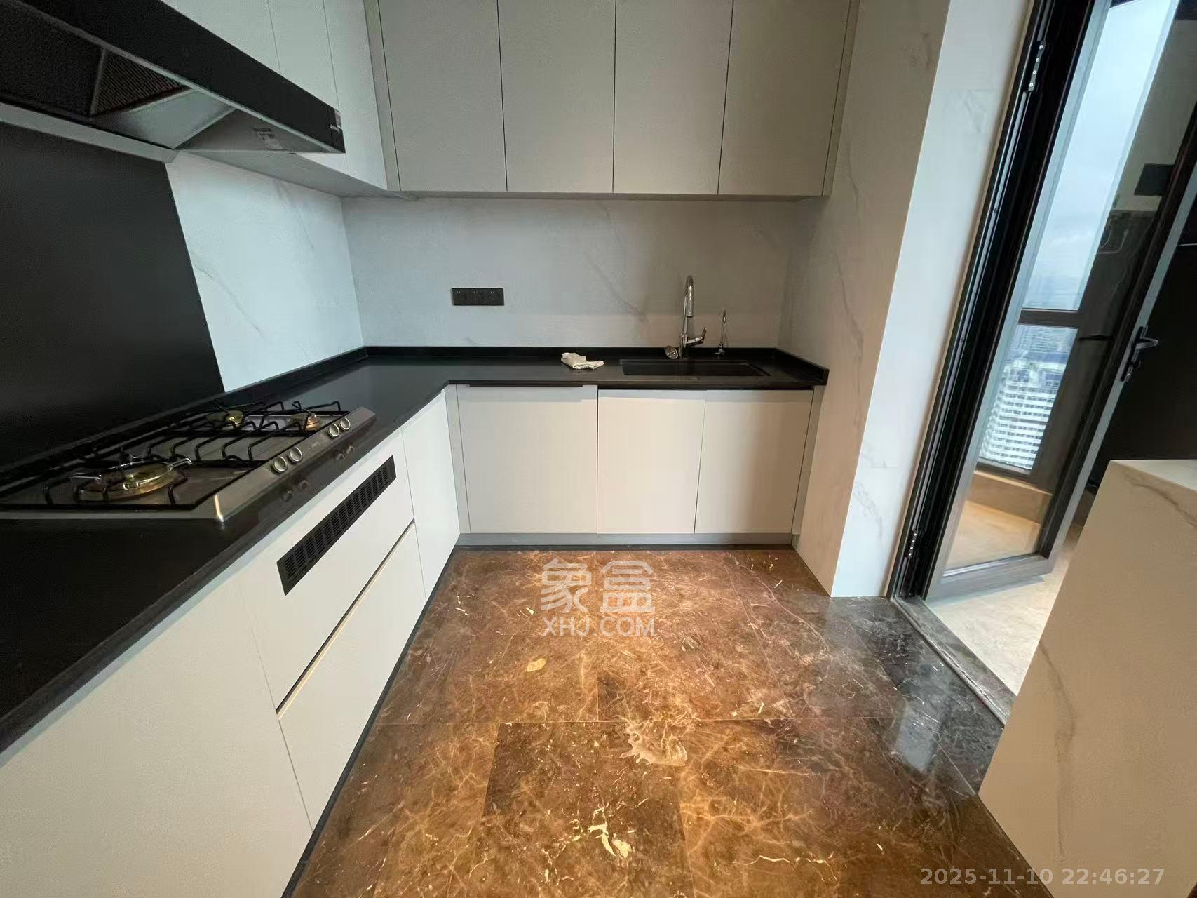 万科瑧湾汇 4室2厅3卫 12000.0元/月 万科瑧湾汇 4室2厅3卫 12000.0元/月室内图