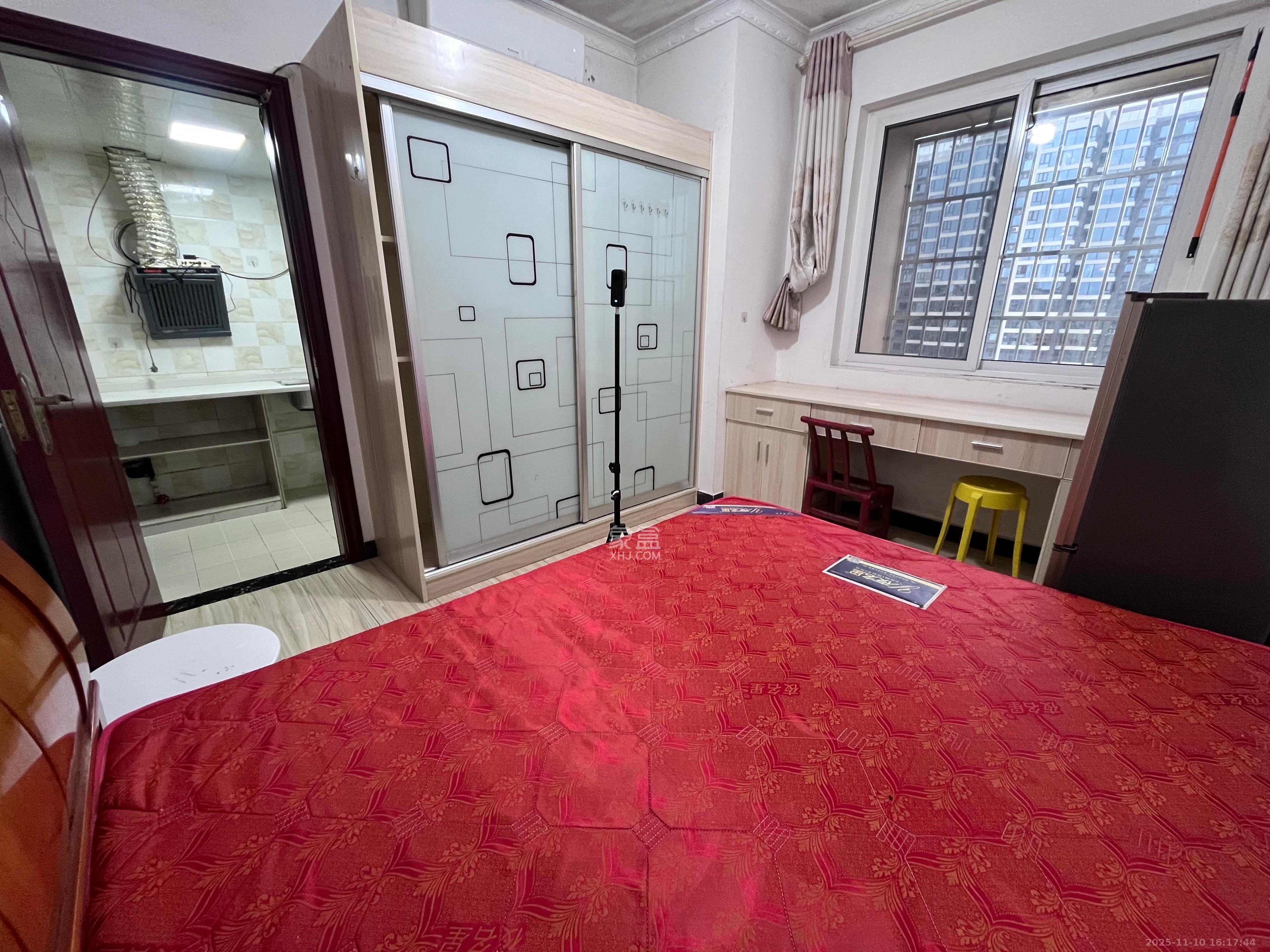 和康园小区  1室0厅1卫    800.0元/月室内图