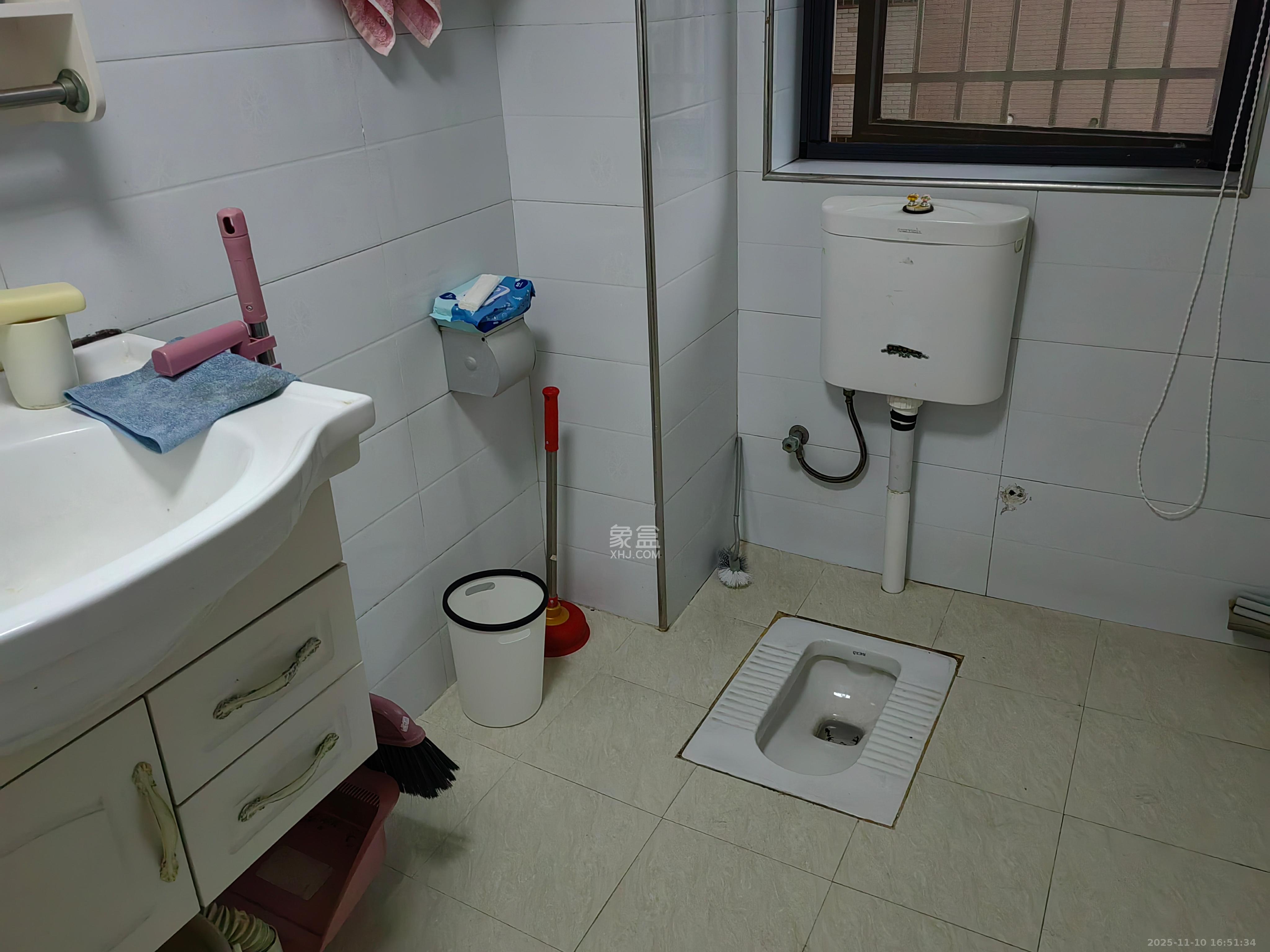 曙光领峰（曙光家园）  3室1厅1卫    2500.0元/月室内图