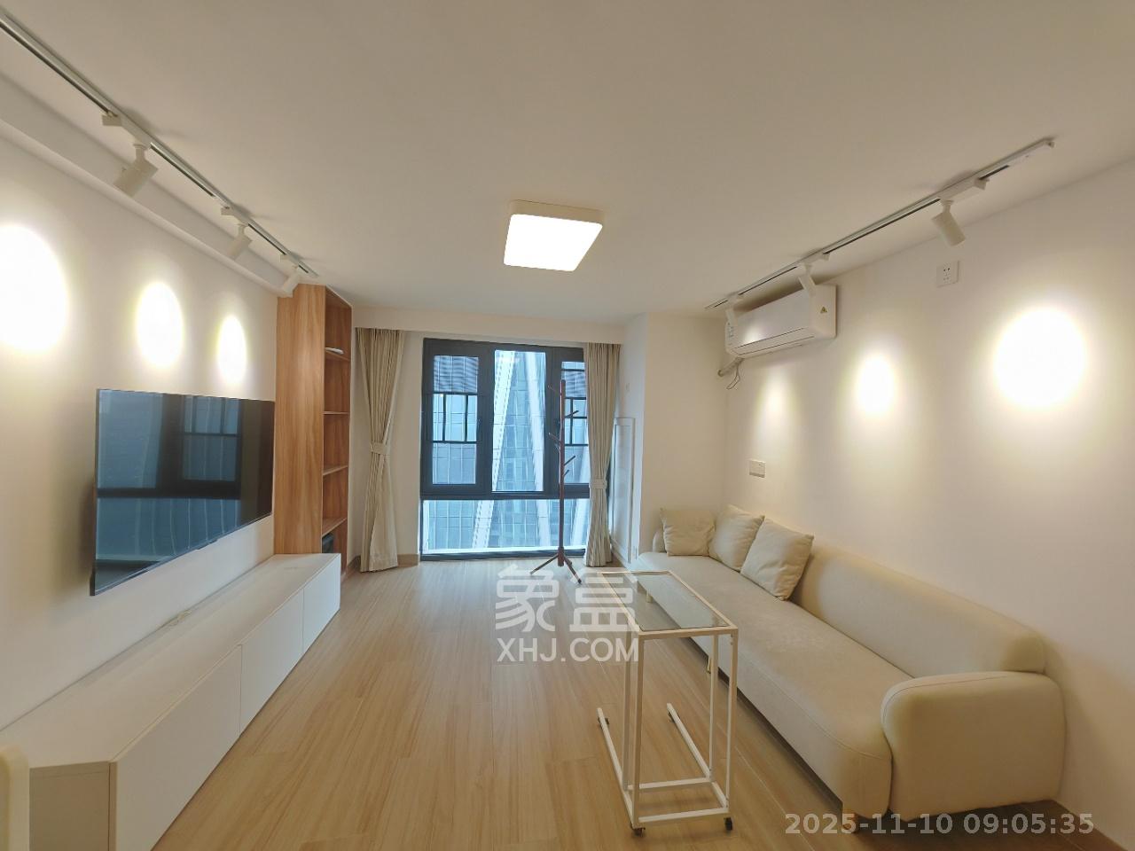 启迪协信中心  2室2厅1卫    2800.0元/月