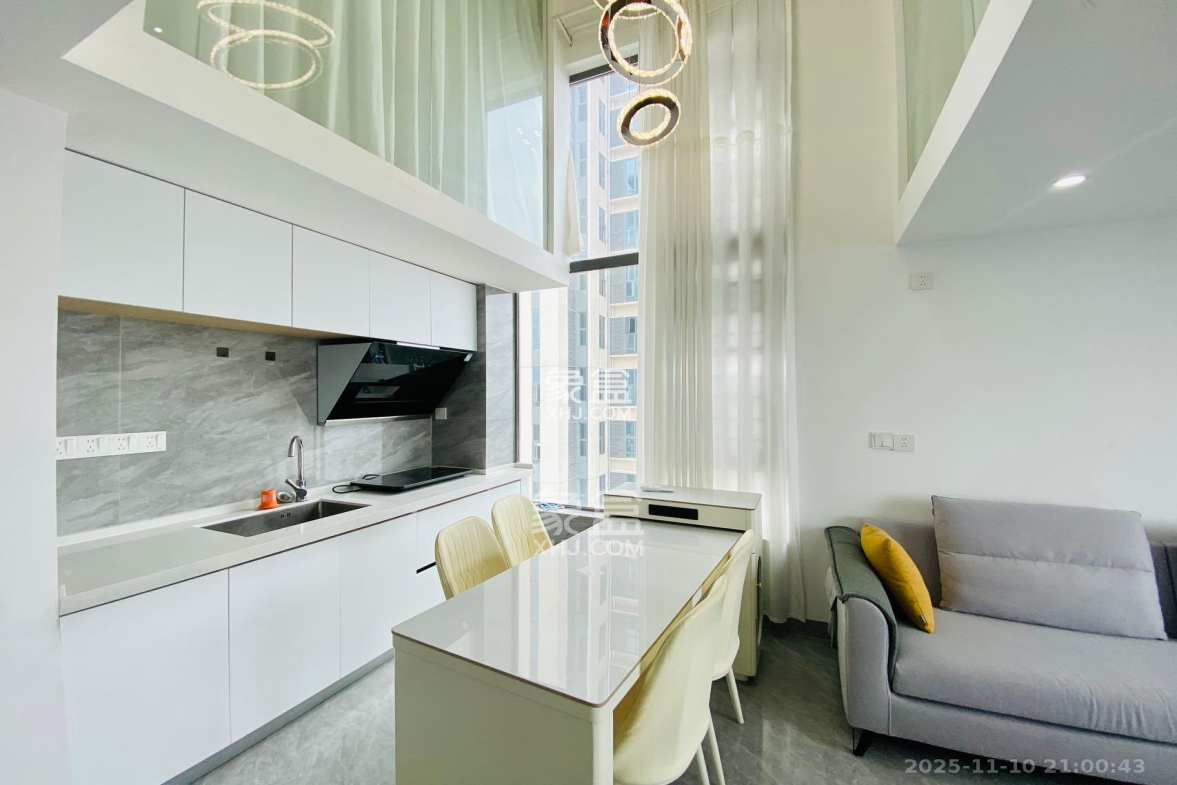 佳兆业云顶都汇 2室1厅1卫 2100.0元/月 佳兆业云顶都汇 2室1厅1卫 2100.0元/月室内图