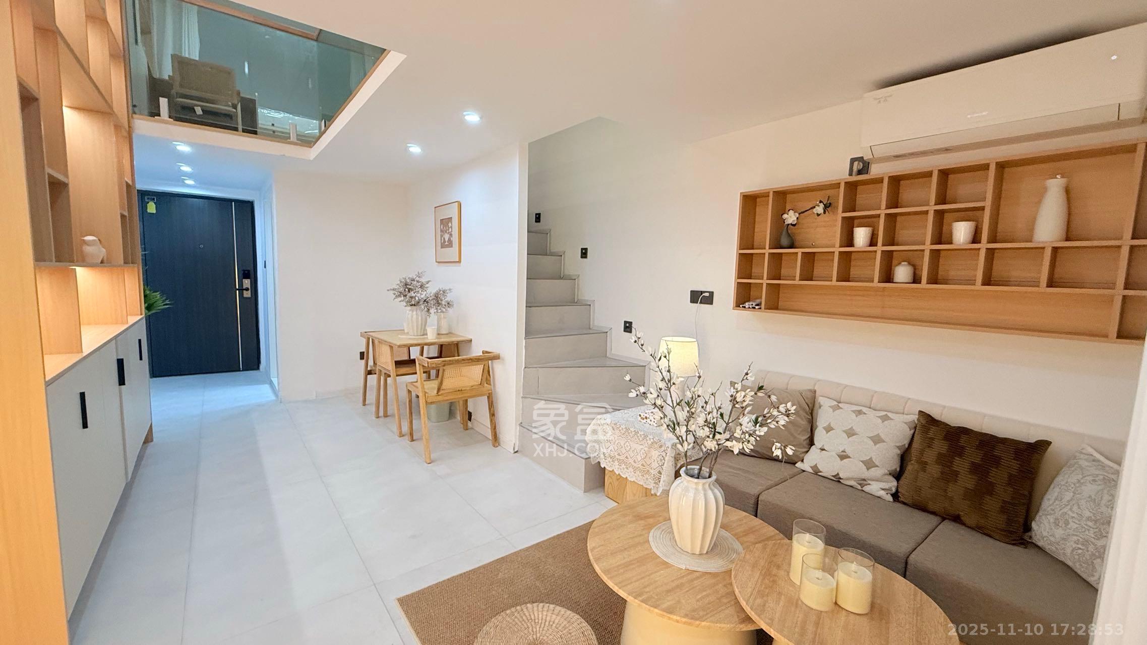 复地滨江金融中心  2室1厅1卫    3280.0元/月室内图