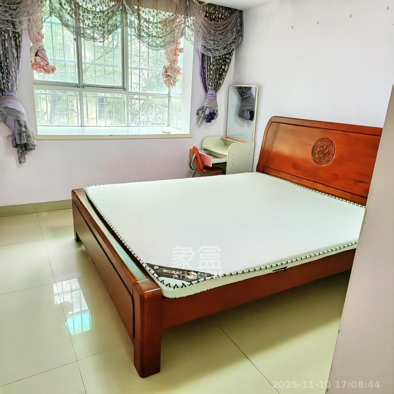 佳园星城 3室2厅2卫 1600.0元/月 佳园星城 3室2厅2卫 1600.0元/月室内图