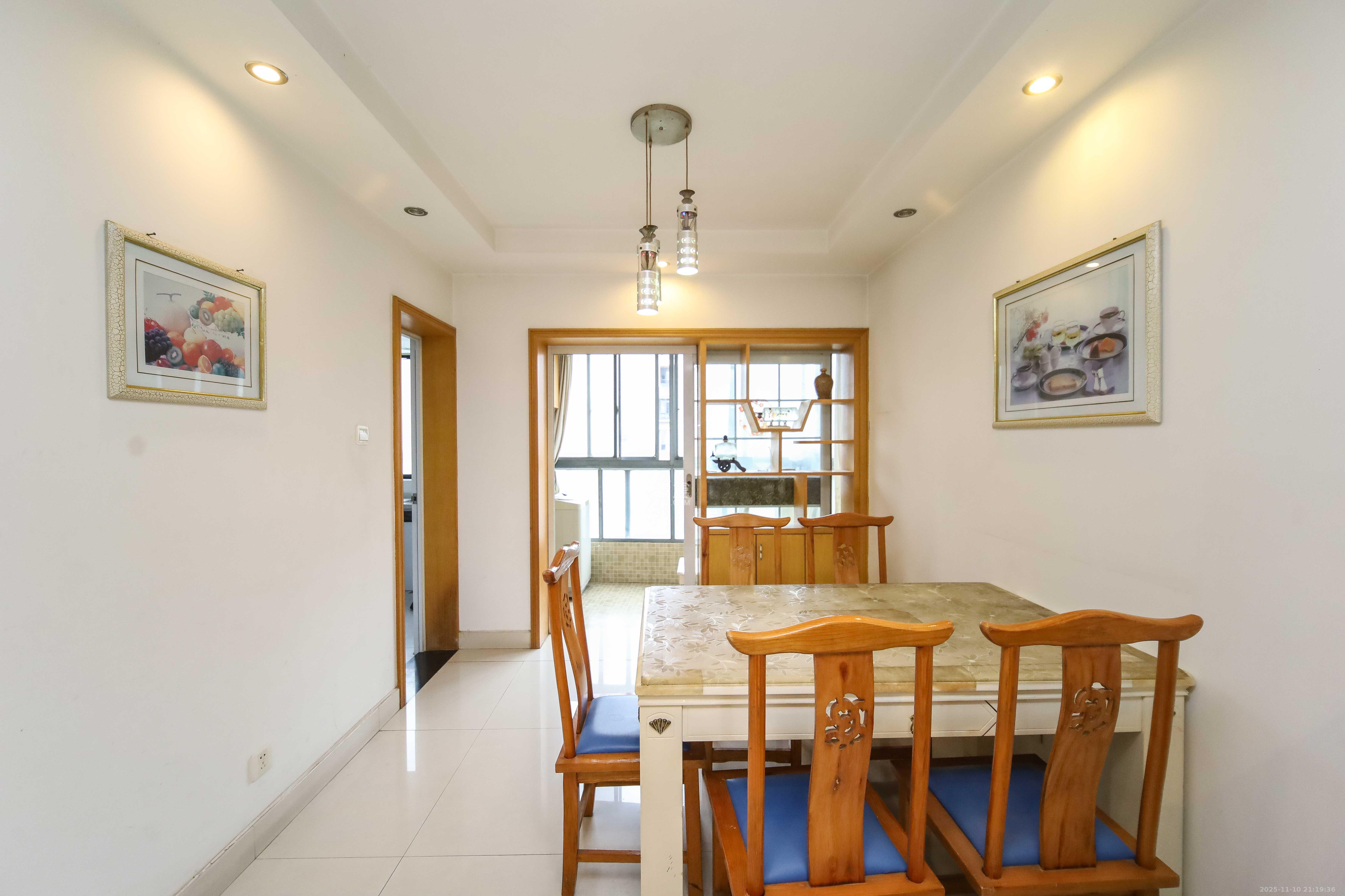 西子花苑 3室2厅2卫 113.0万 西子花苑 3室2厅2卫 113.0万客厅