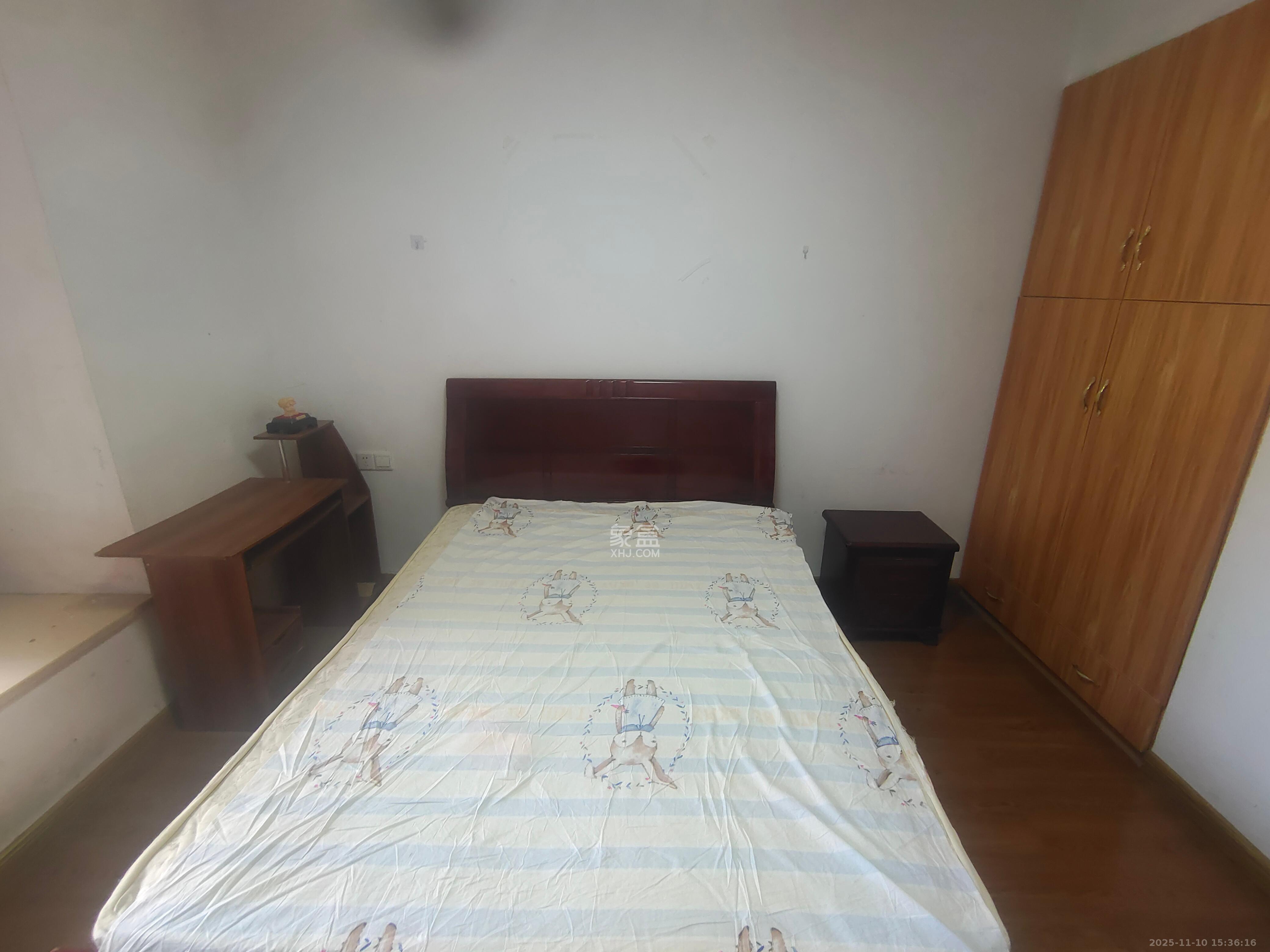 山水新城  2室1厅1卫    1600.0元/月室内图