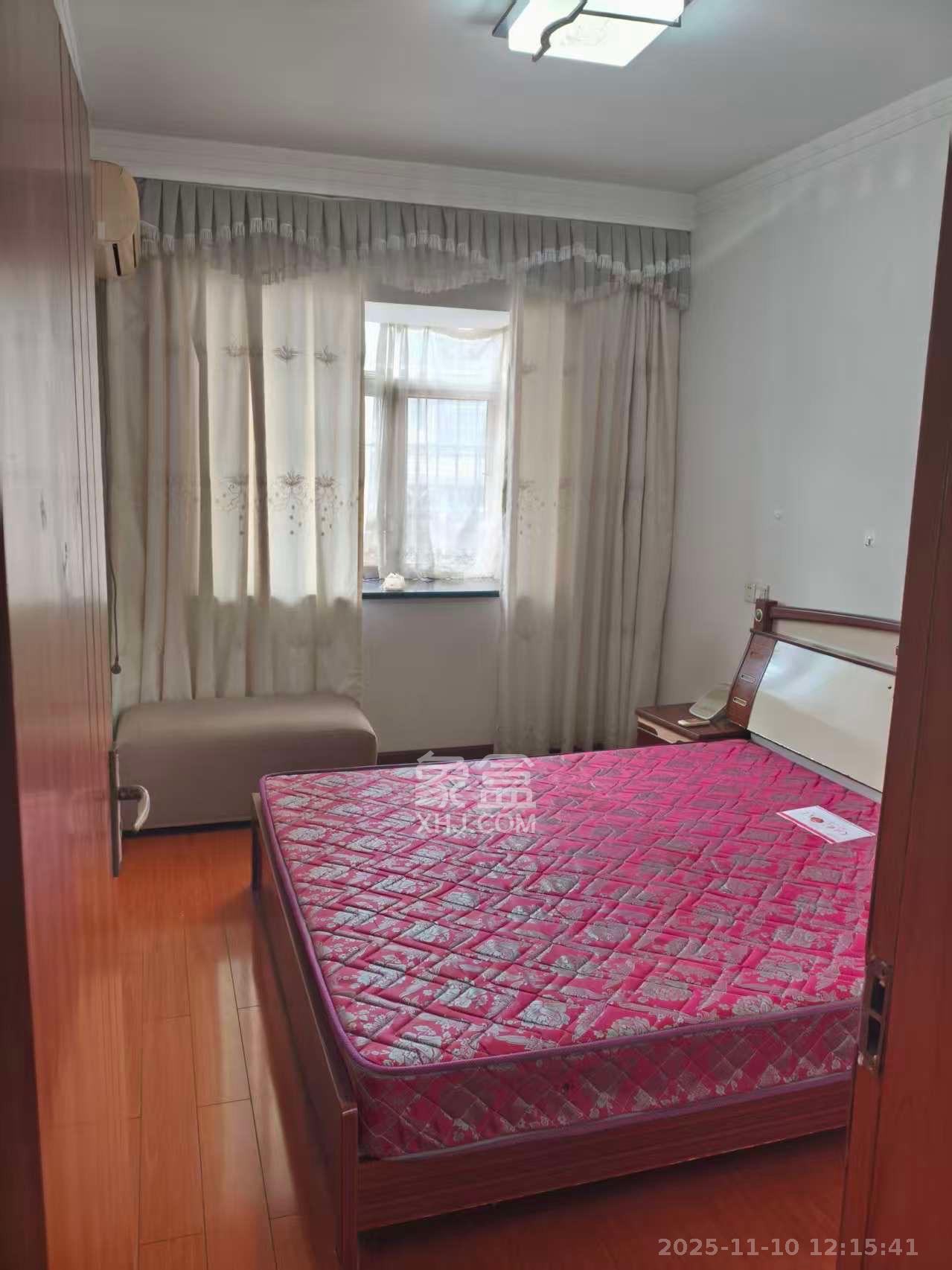 湘绣城 1室0厅0卫 1200.0元/月 湘绣城 1室0厅0卫 1200.0元/月室内图