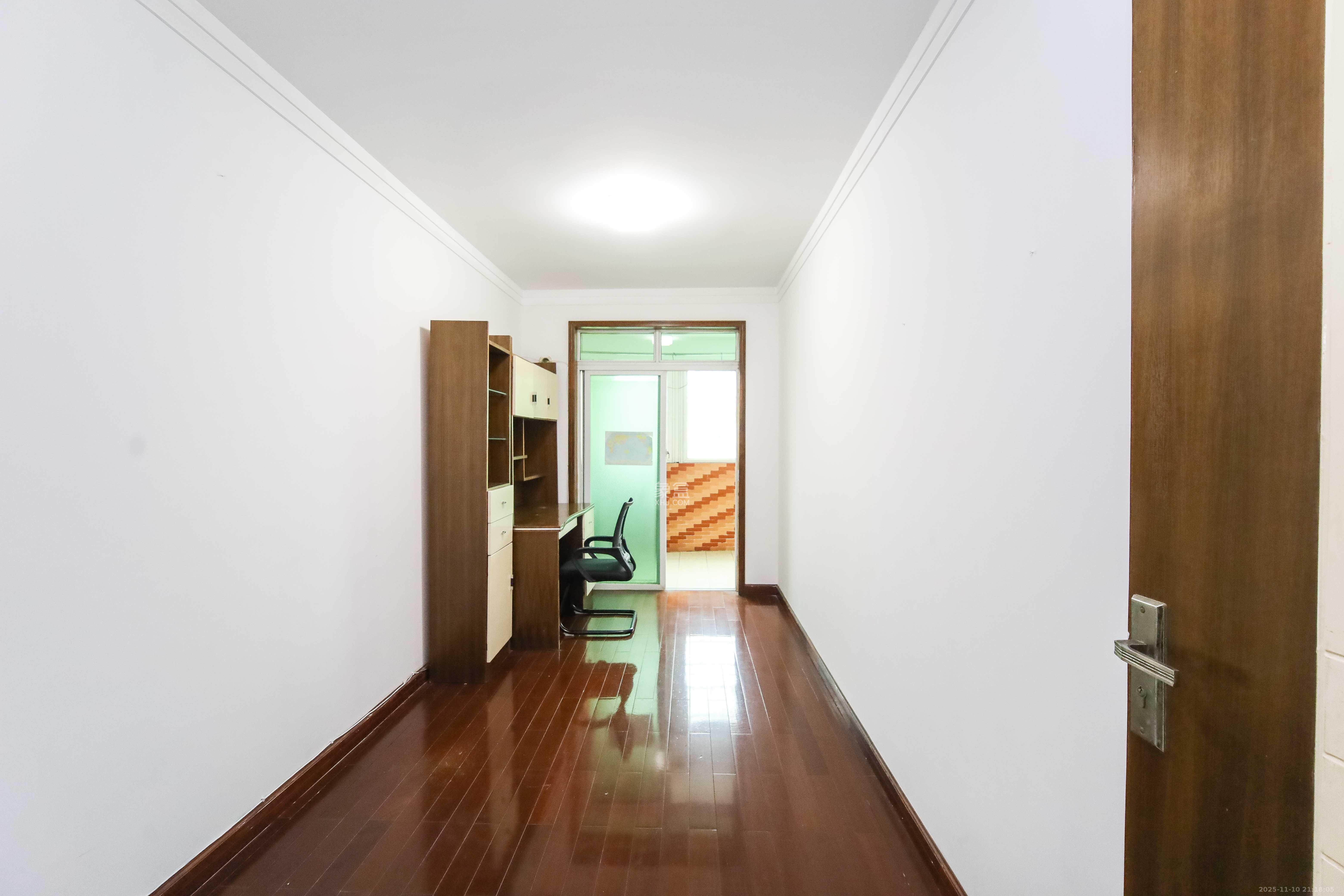 古汉城宿舍（同超集团控股公司）  3室2厅1卫    75.0万卧室