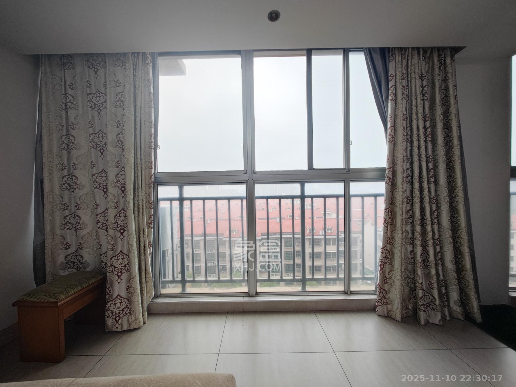 桃阳苑(省人大单位房) 3室2厅2卫 150.0万 桃阳苑(省人大单位房) 3室2厅2卫 150.0万阳台