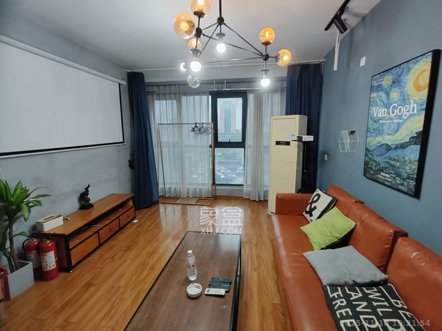 中天广场  3室2厅1卫    3800.0元/月室内图