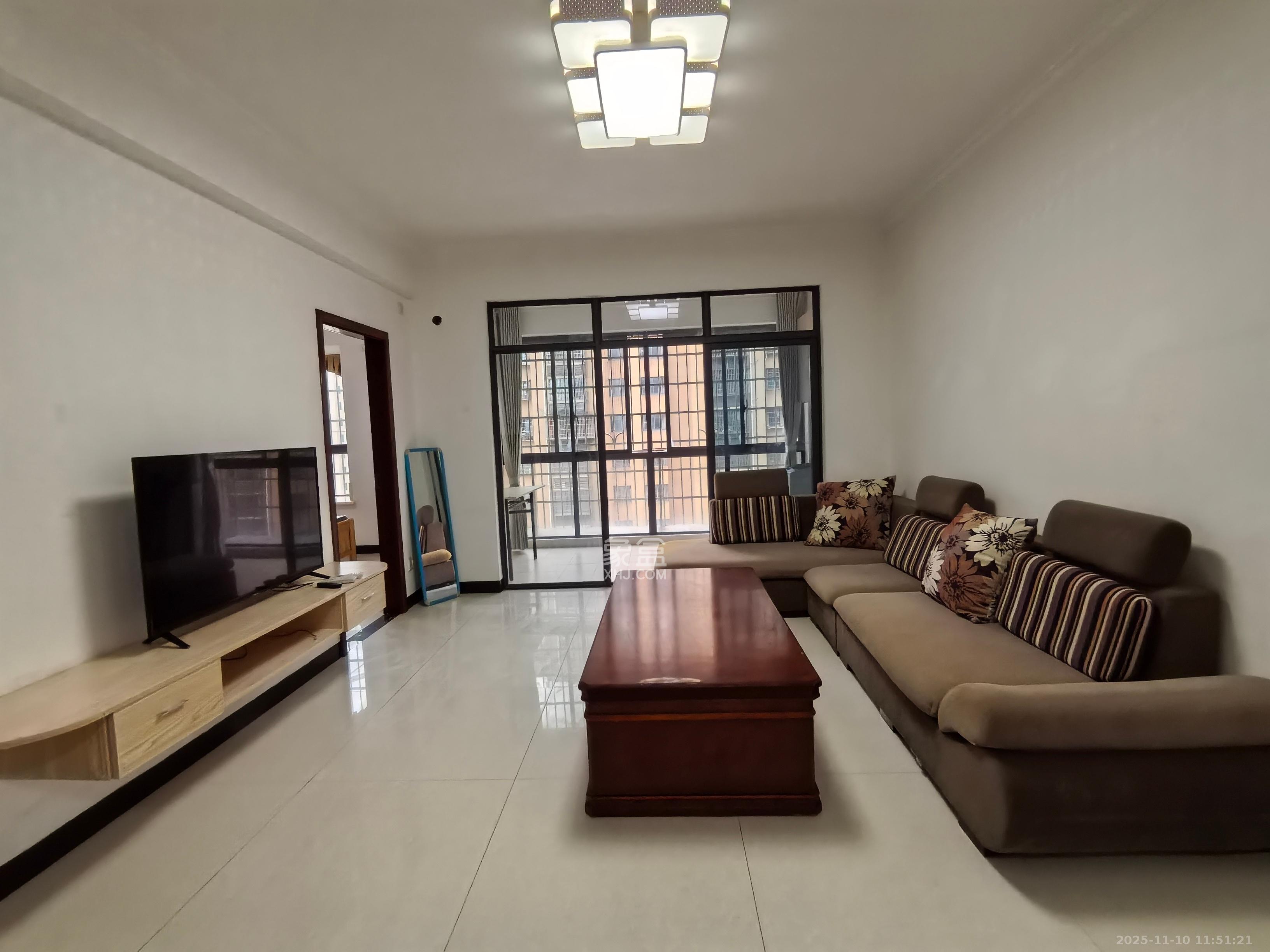 观沙嘉园  2室2厅1卫    2100.0元/月