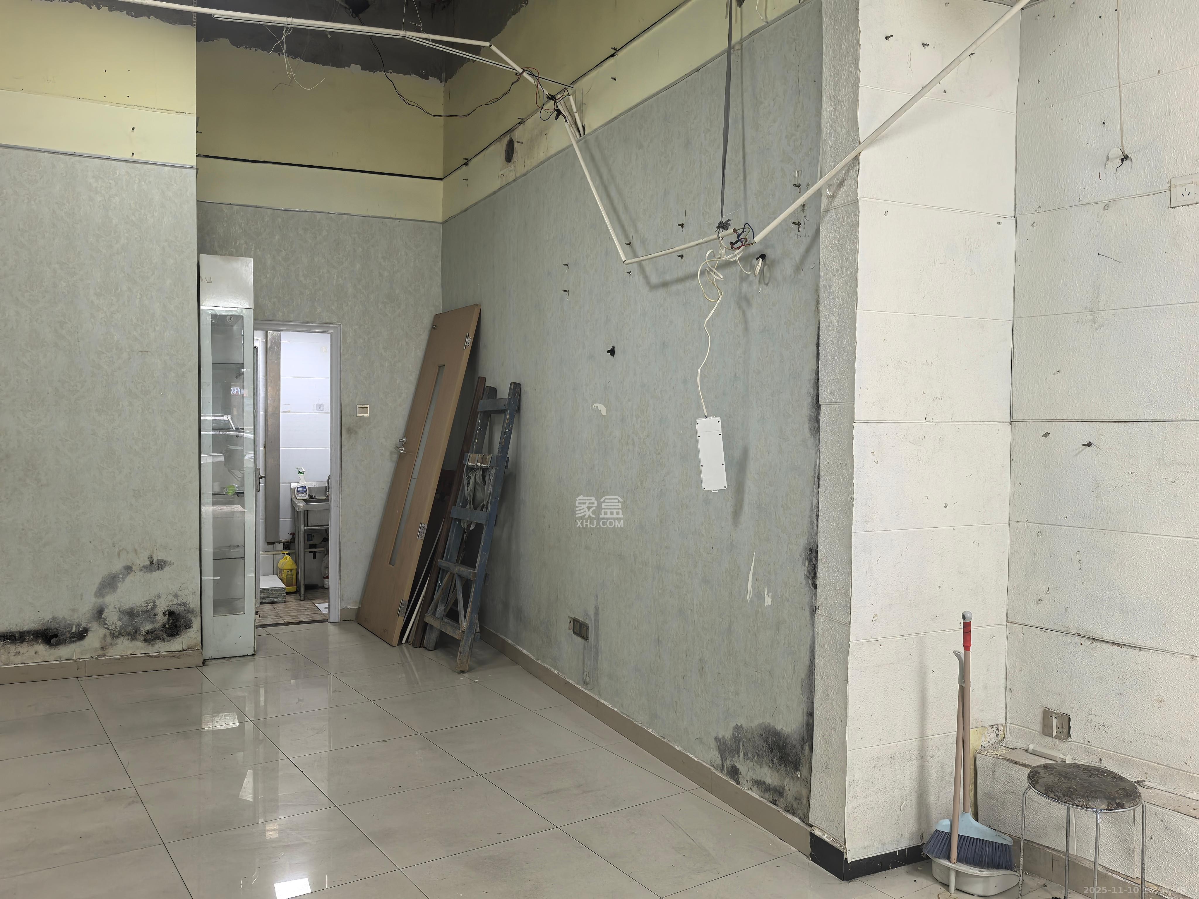 恒大翡翠华庭   47.0㎡      2800.0元/月室内图