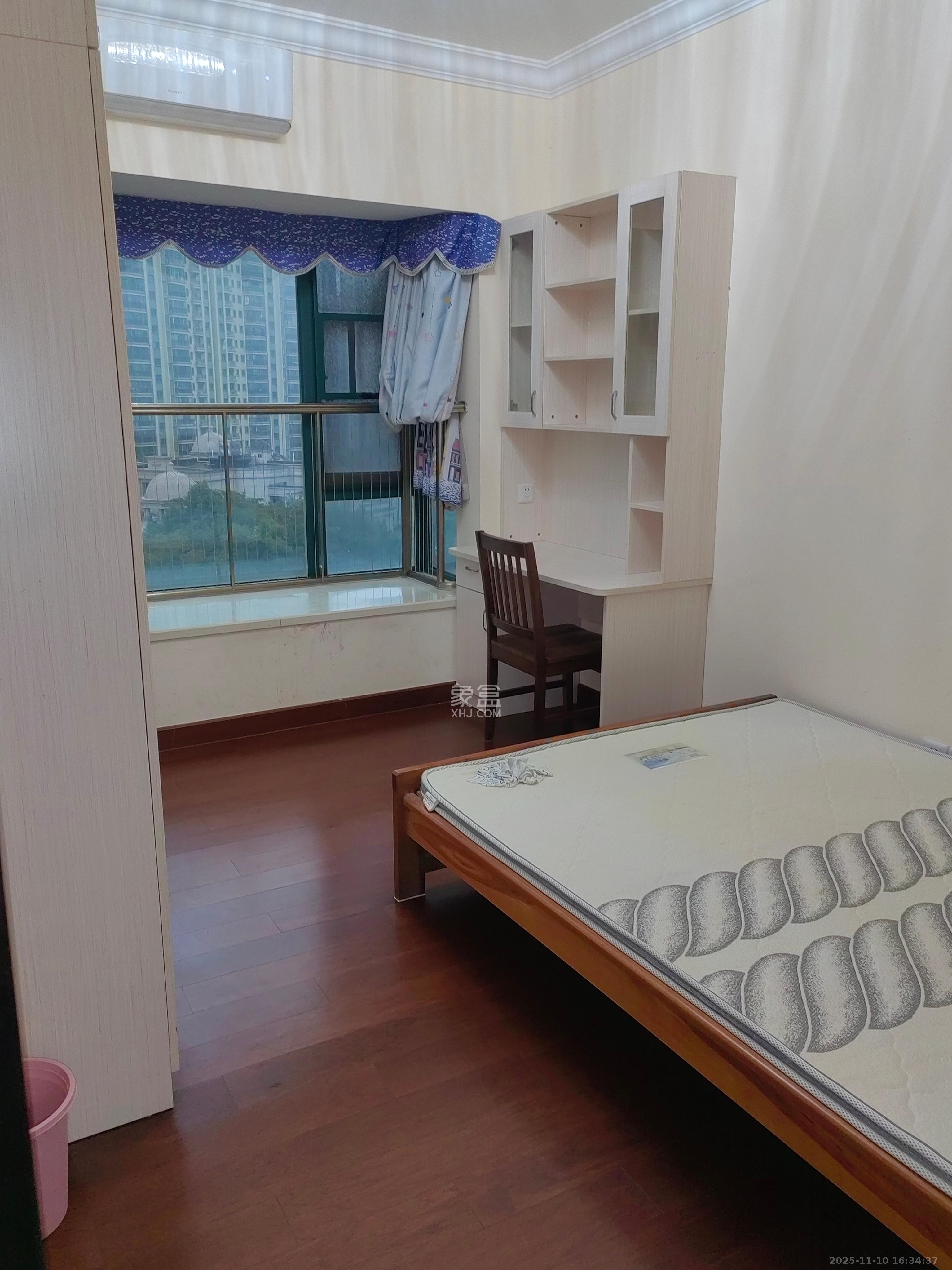 恒大翡翠华庭 3室2厅2卫 2600.0元/月 恒大翡翠华庭 3室2厅2卫 2600.0元/月室内图