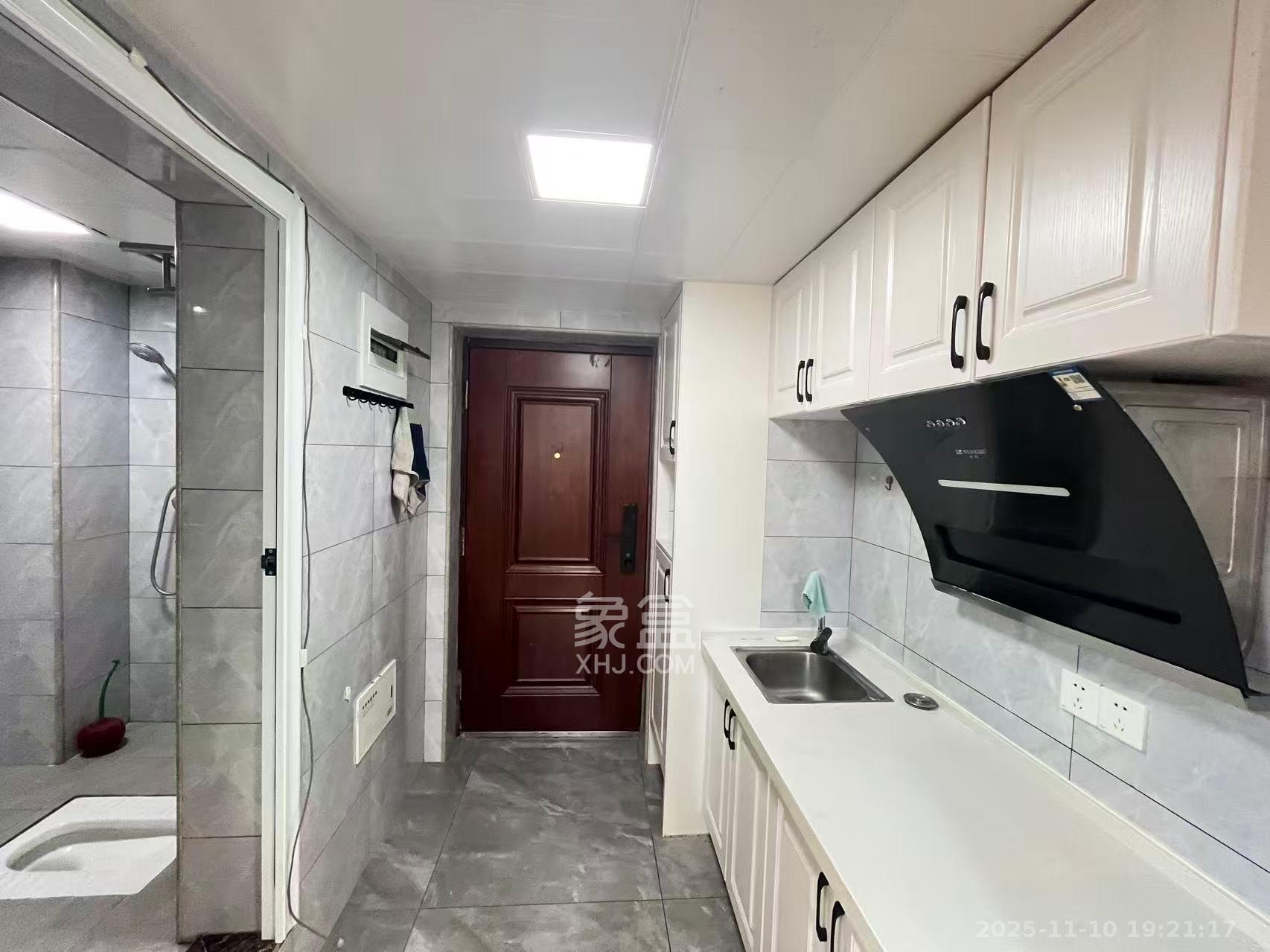 建发中央公园（建发美地）  1室1厅1卫    2100.0元/月室内图