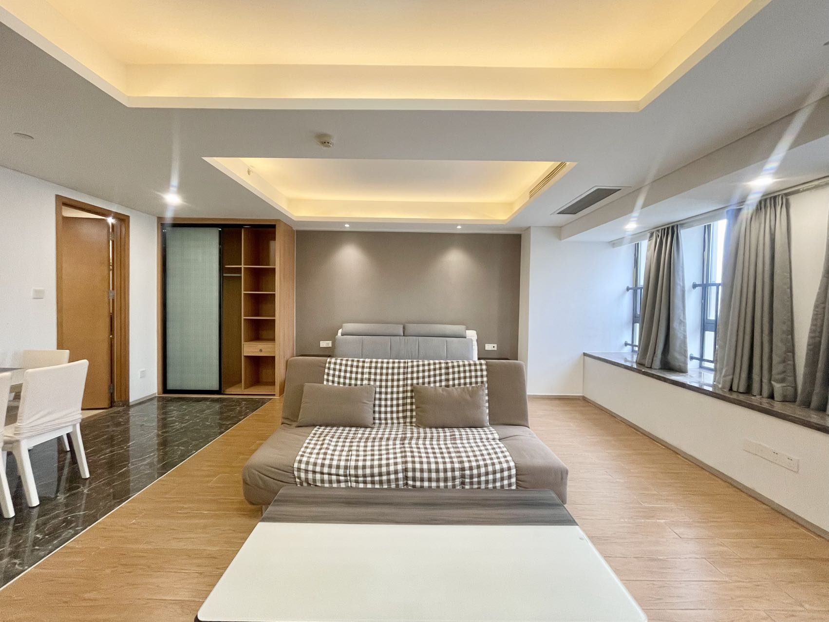 海航豪庭南苑  1室1厅1卫    129.0万