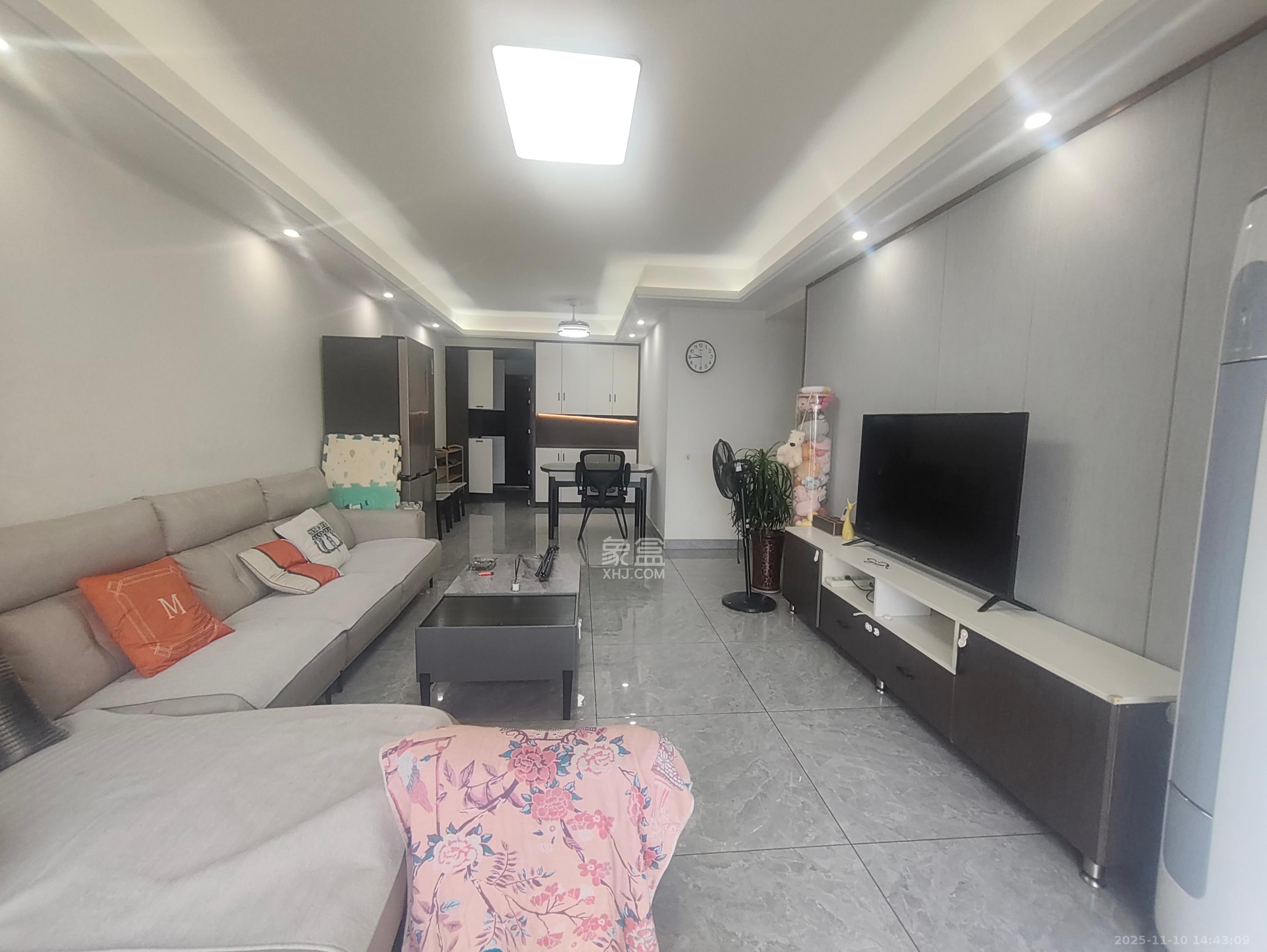 尚鑫海悦(新长海尚海城) 4室2厅2卫 2700.0元/月 尚鑫海悦(新长海尚海城) 4室2厅2卫 2700.0元/月室内图