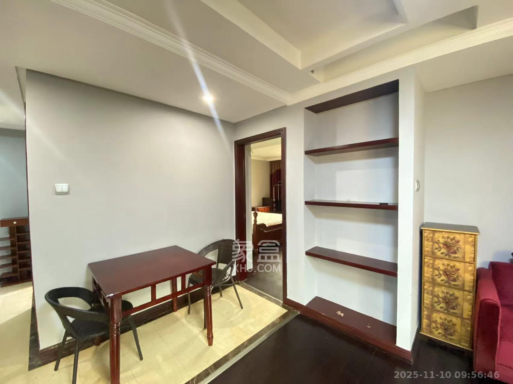 沁园春御院  1室1厅1卫    2200.0元/月室内图